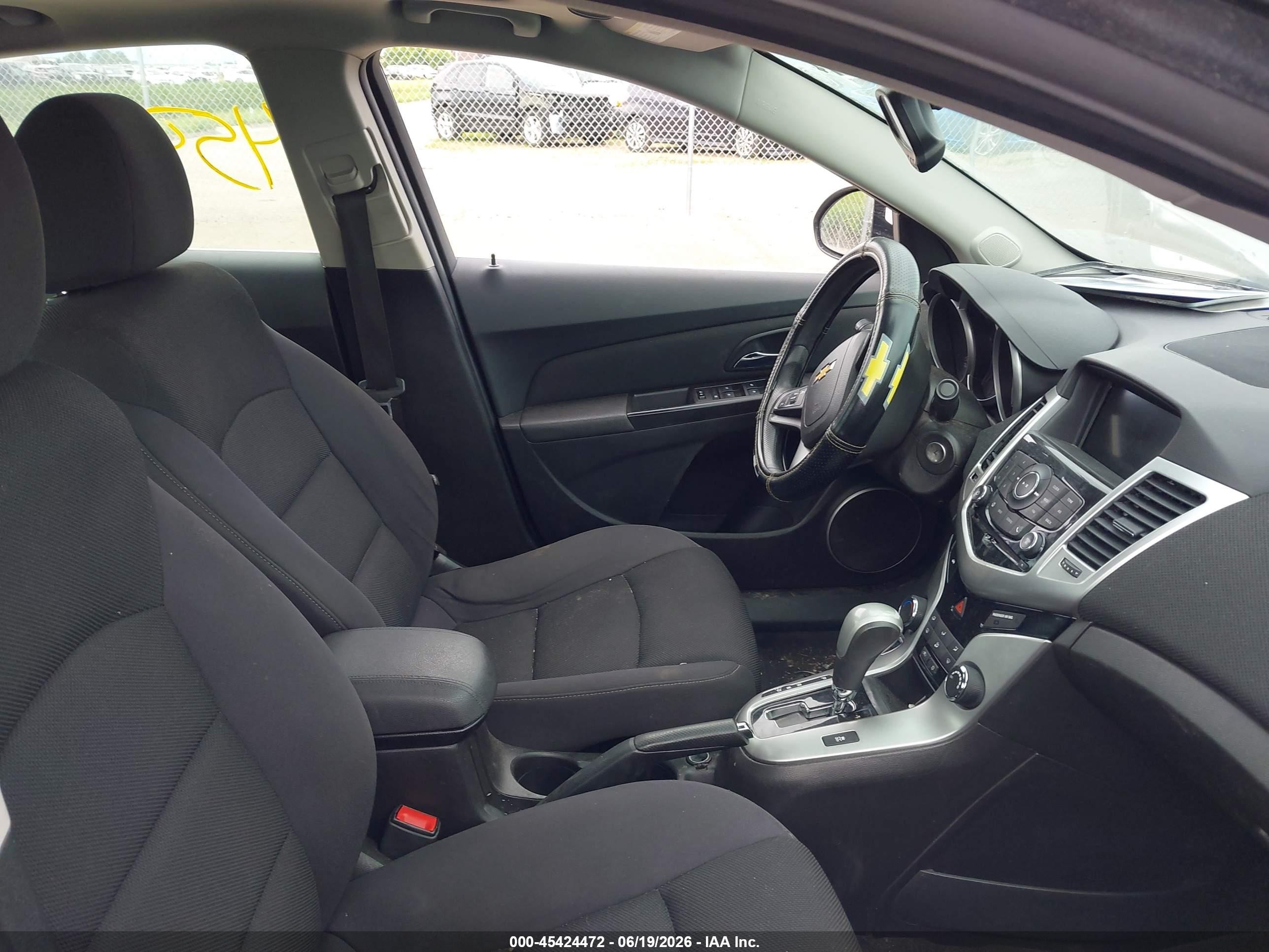 2015 Chevrolet Cruze 1lt Auto White vin: 1G1PC5SB7F7208094