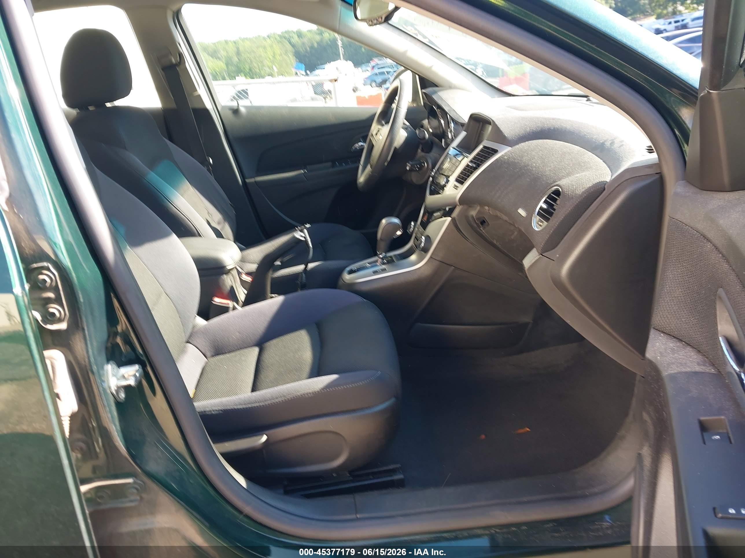 2015 Chevrolet Cruze 1lt Auto Green vin: 1G1PC5SB7F7253861
