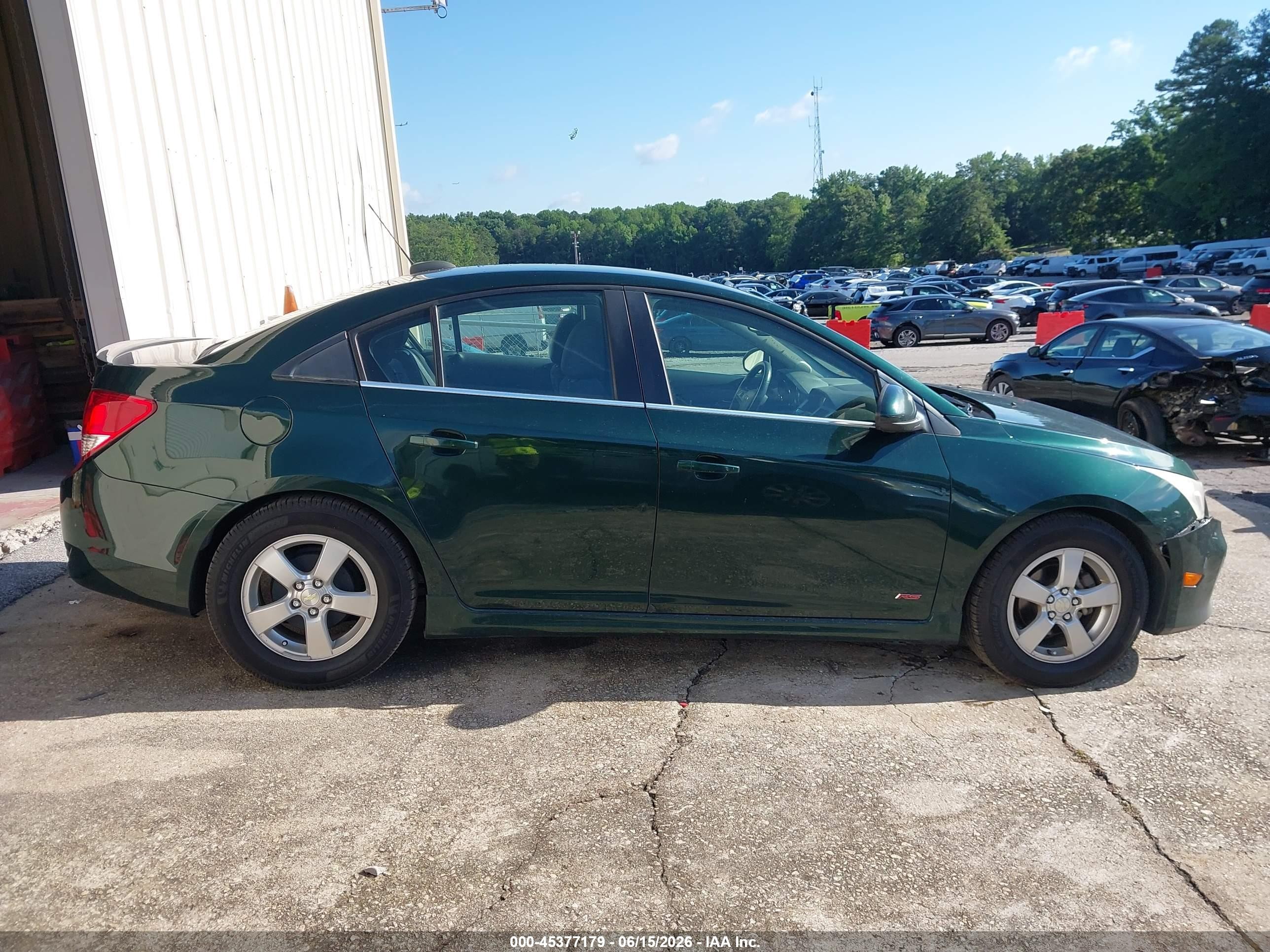 2015 Chevrolet Cruze 1lt Auto Green vin: 1G1PC5SB7F7253861