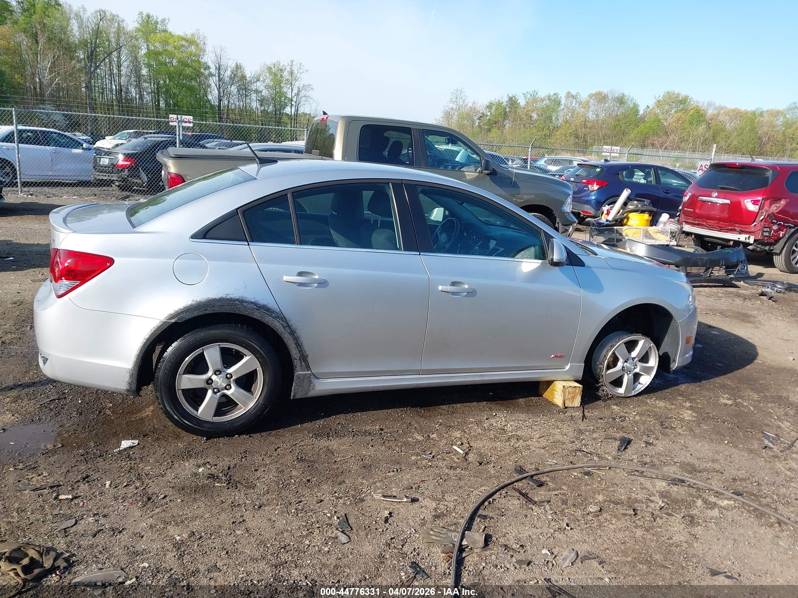 2013 Chevrolet Cruze 1lt Auto Silver vin: 1G1PC5SB8D7167455