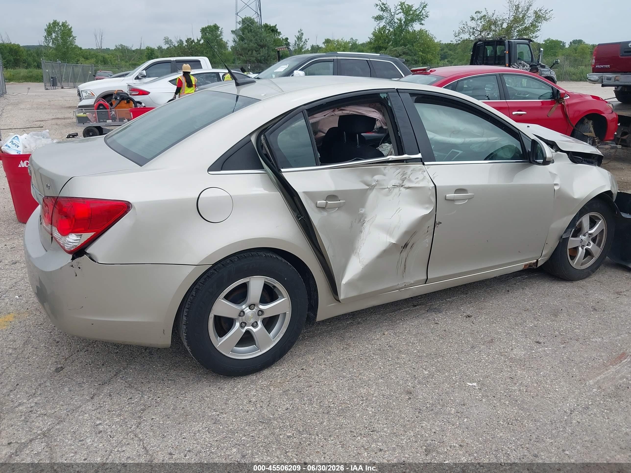 2013 Chevrolet Cruze 1lt Auto Gold vin: 1G1PC5SB8D7186121