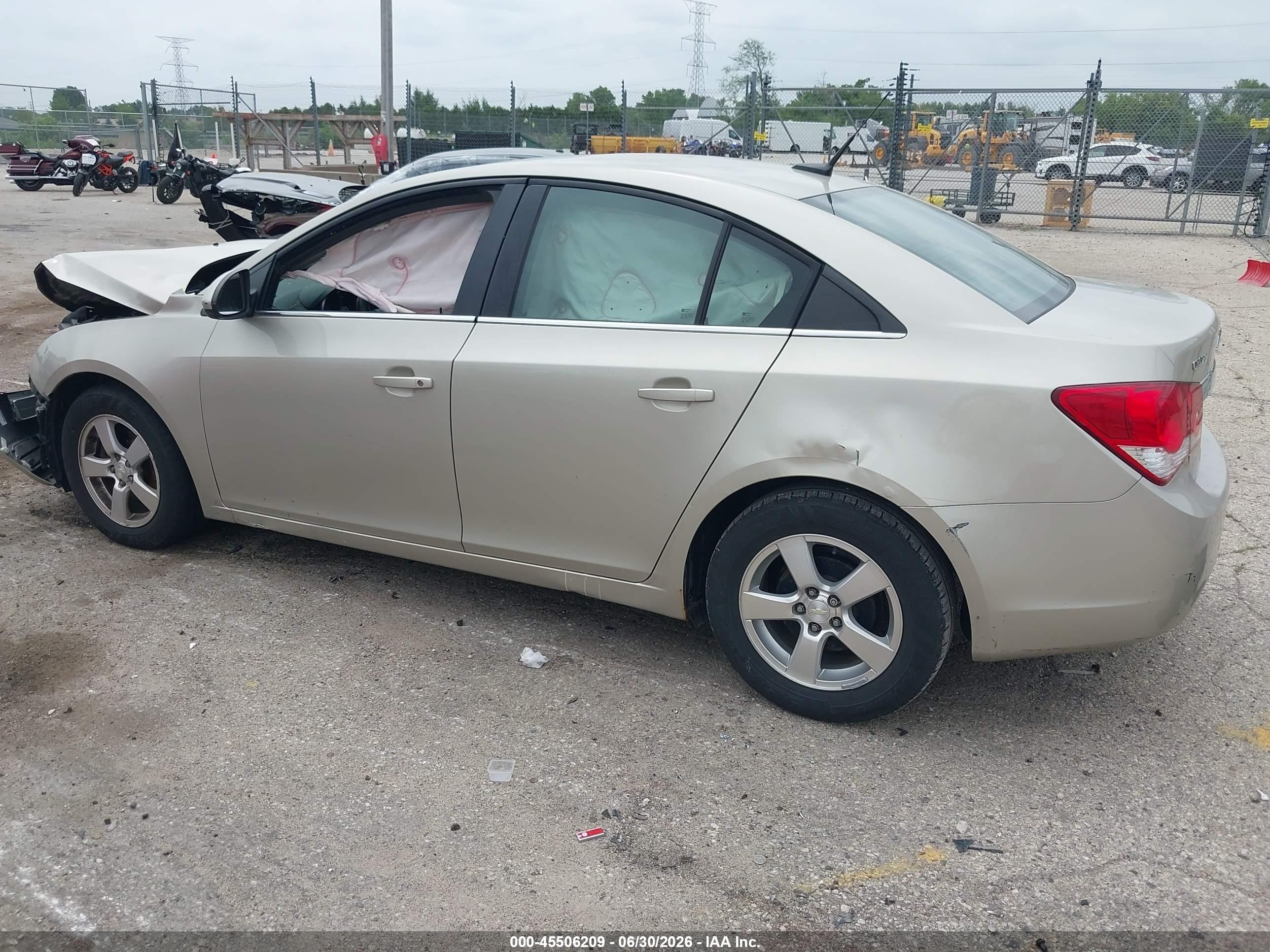 2013 Chevrolet Cruze 1lt Auto Gold vin: 1G1PC5SB8D7186121