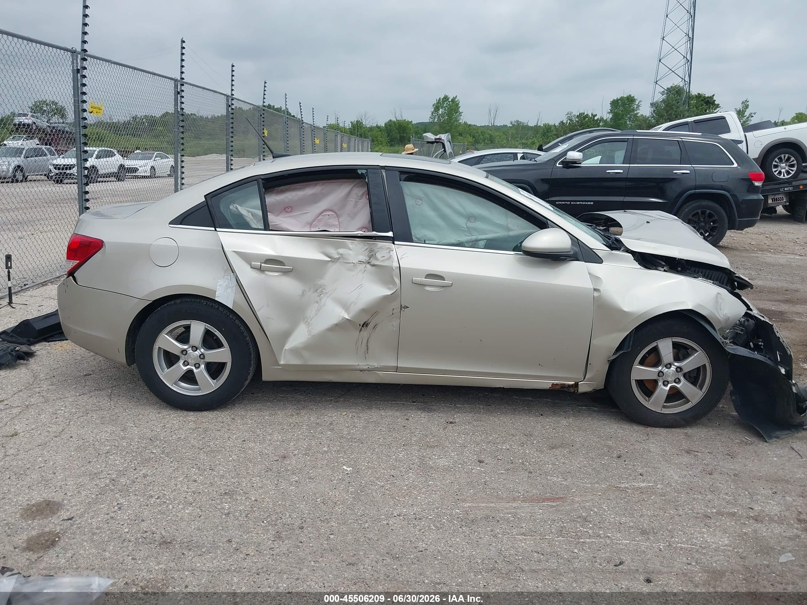 2013 Chevrolet Cruze 1lt Auto Gold vin: 1G1PC5SB8D7186121