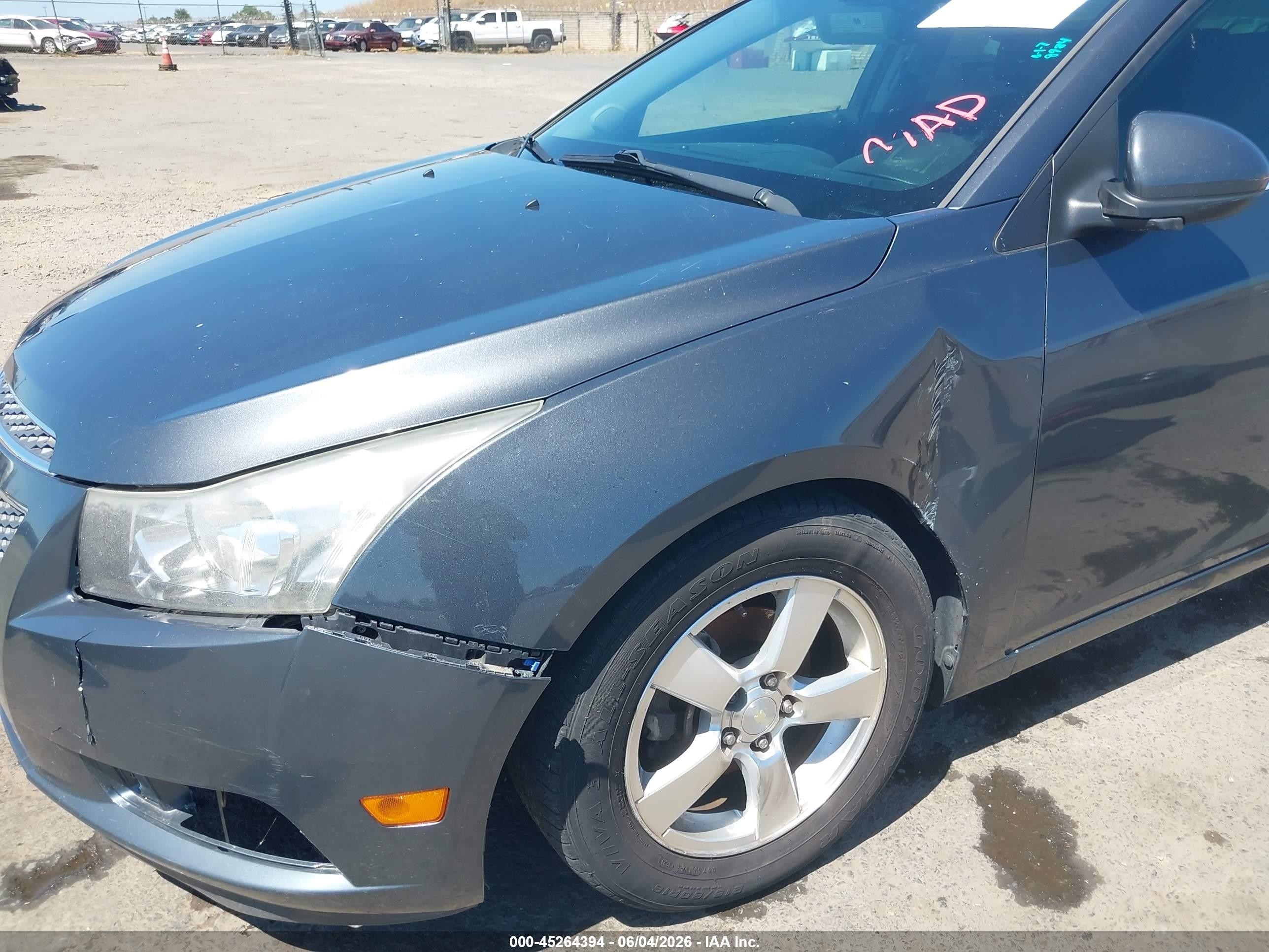 2013 Chevrolet Cruze 1lt Auto Gray vin: 1G1PC5SB8D7203970