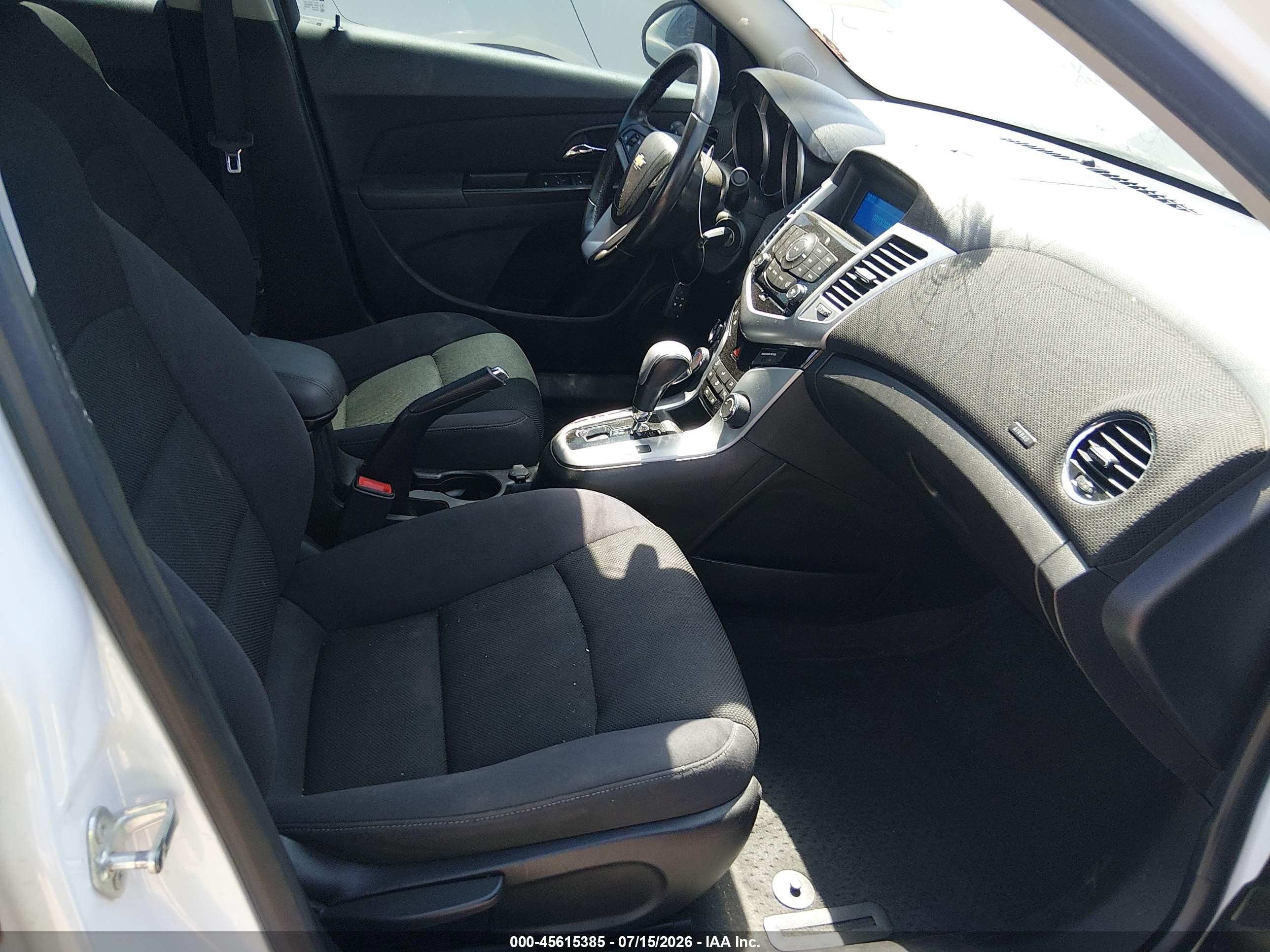 2014 Chevrolet Cruze 1lt Auto White vin: 1G1PC5SB8E7123568