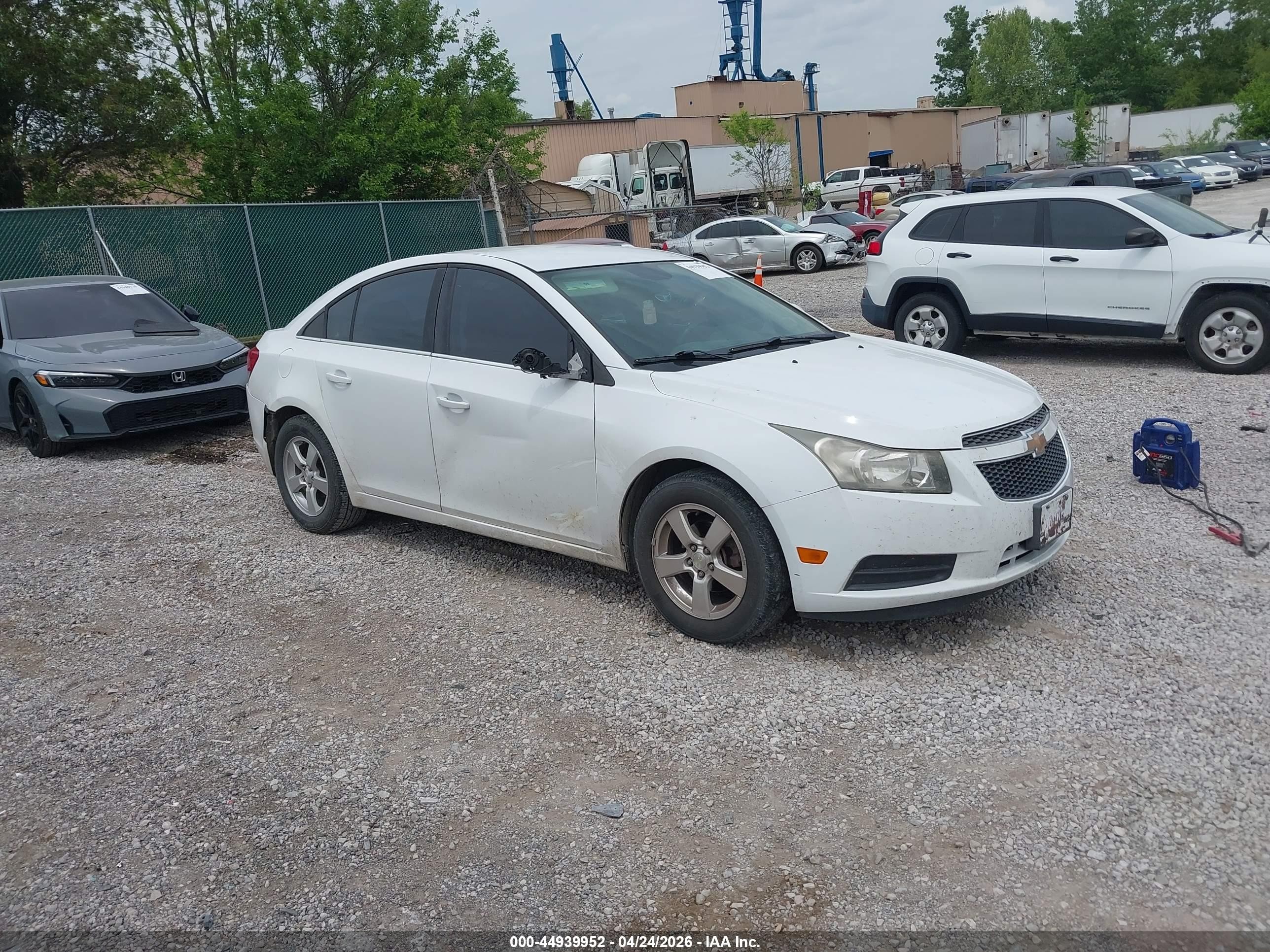 2014 Chevrolet Cruze 1lt Auto White vin: 1G1PC5SB8E7130990