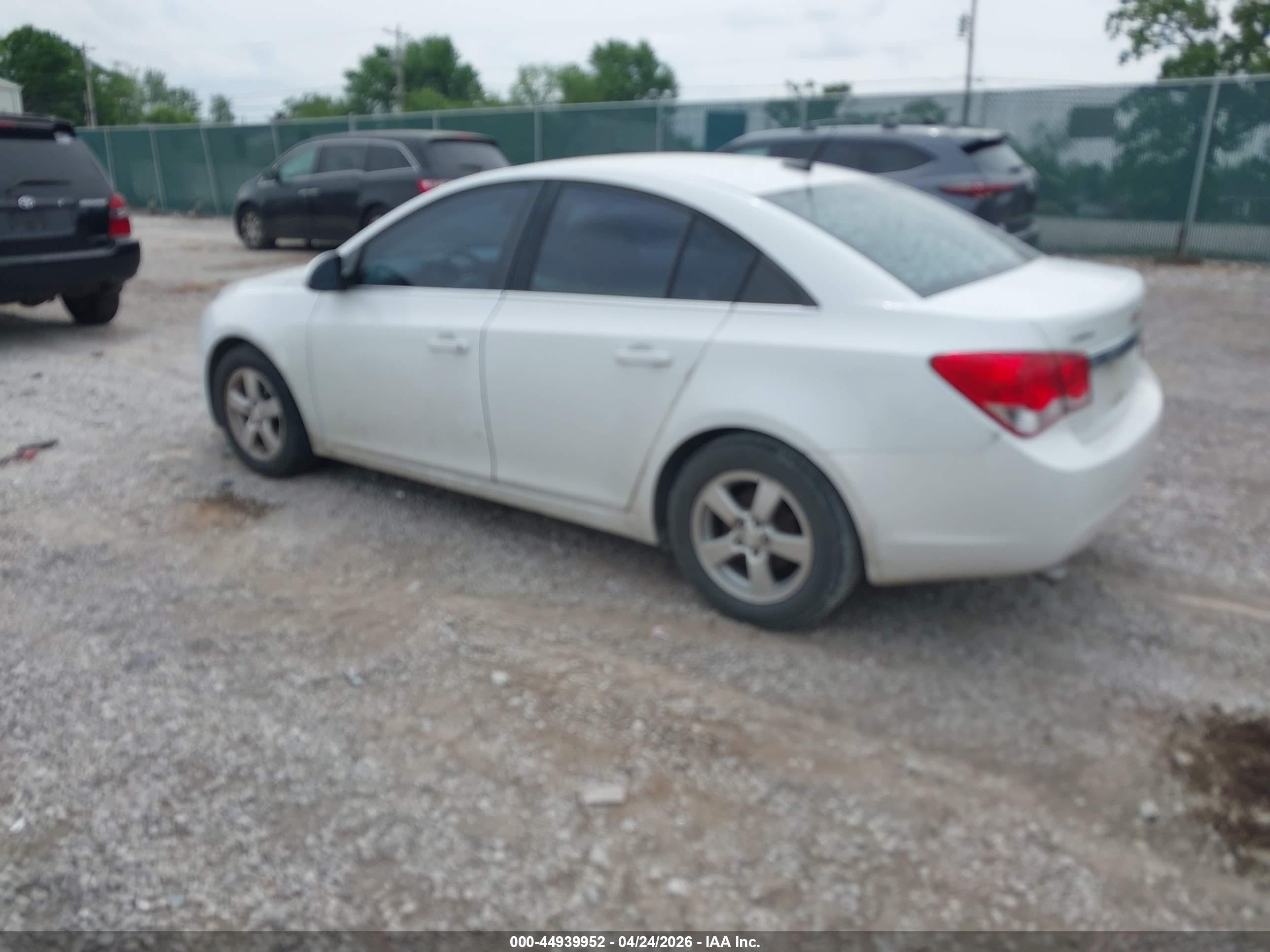 2014 Chevrolet Cruze 1lt Auto White vin: 1G1PC5SB8E7130990