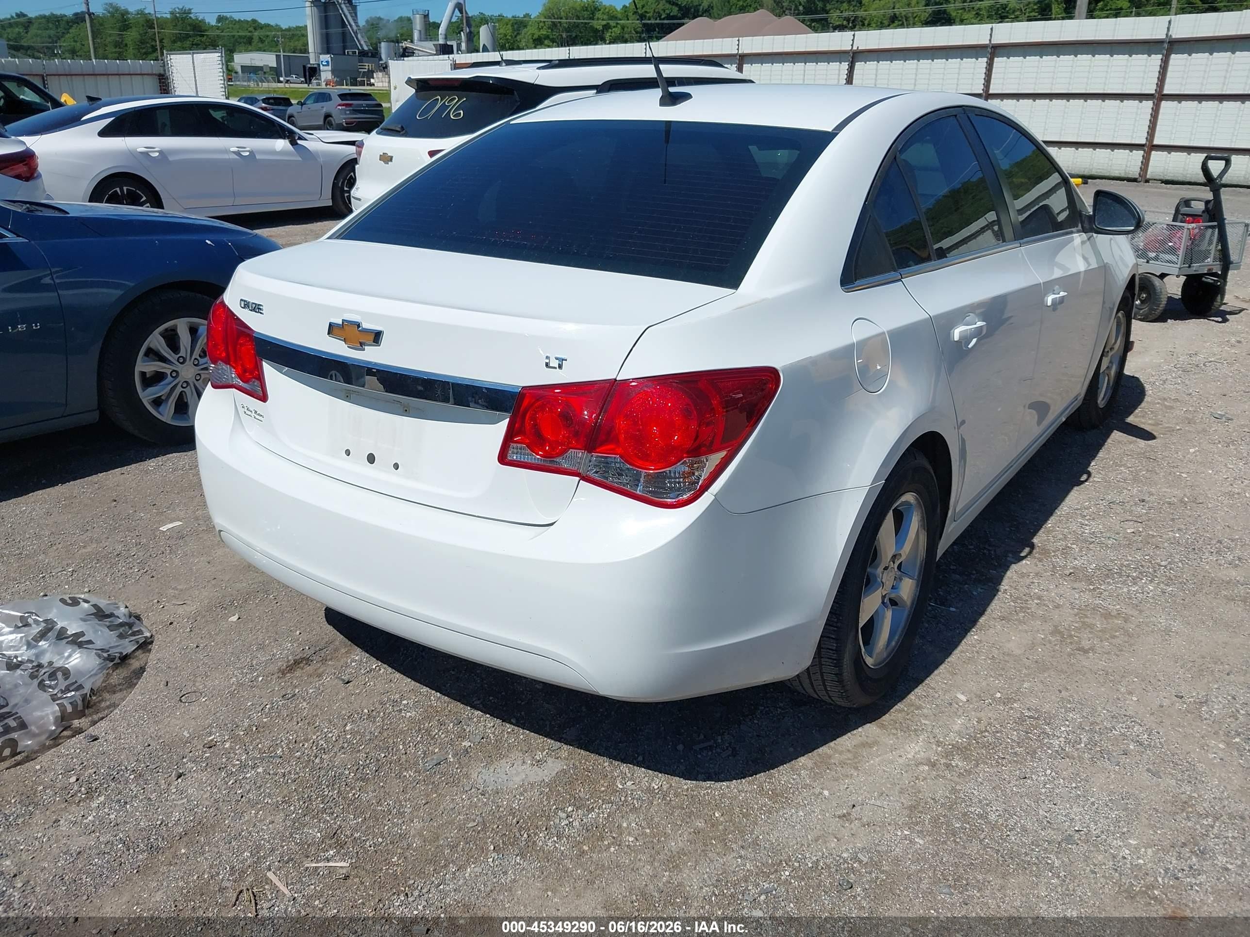 2014 Chevrolet Cruze 1lt Auto White vin: 1G1PC5SB8E7162208
