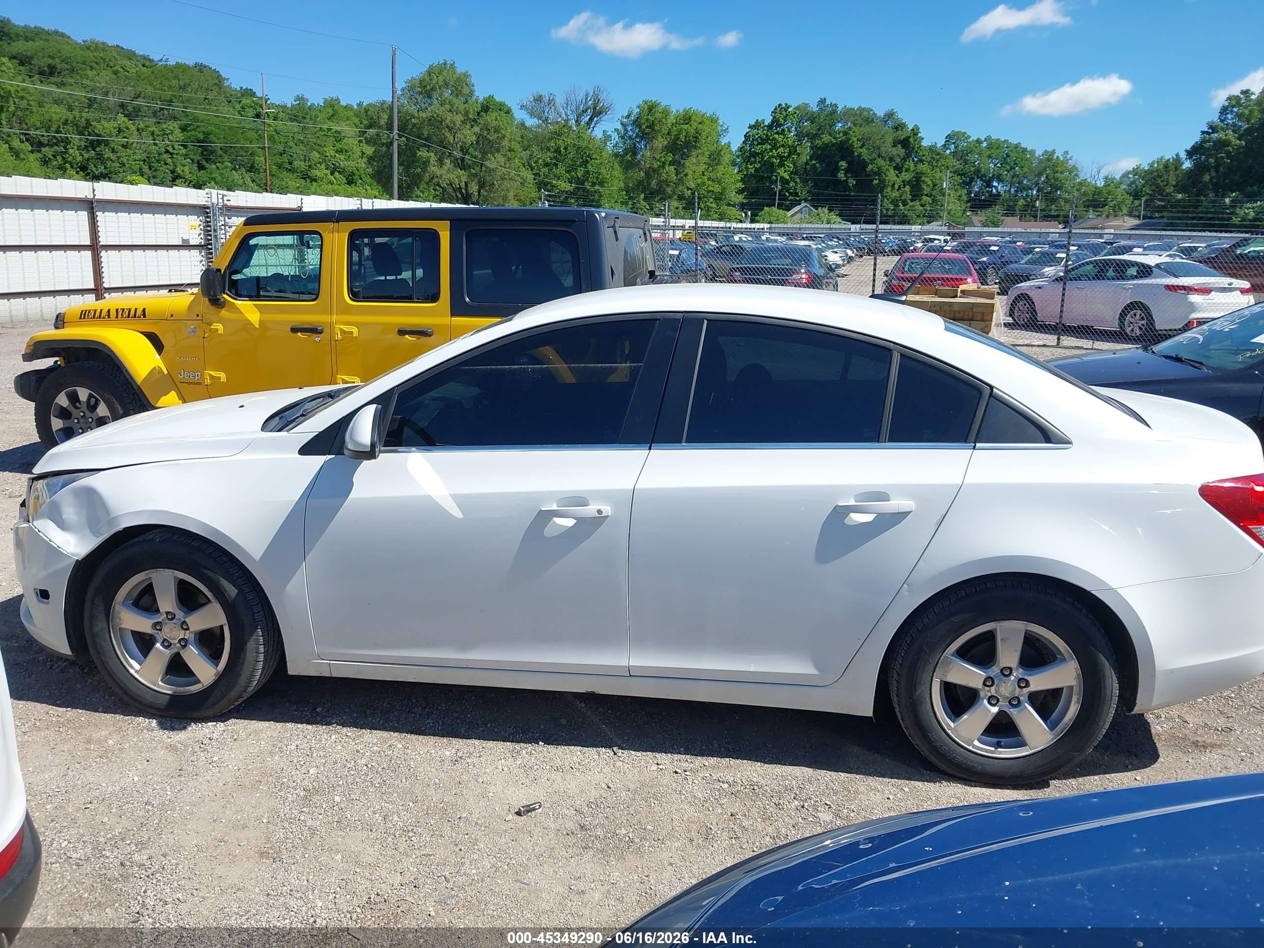 2014 Chevrolet Cruze 1lt Auto White vin: 1G1PC5SB8E7162208