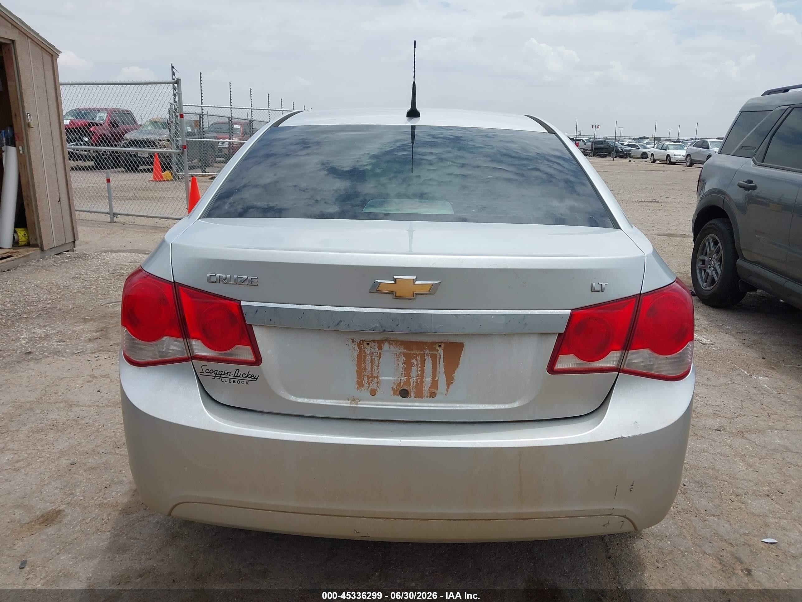 2014 Chevrolet Cruze 1lt Auto Silver vin: 1G1PC5SB8E7398325