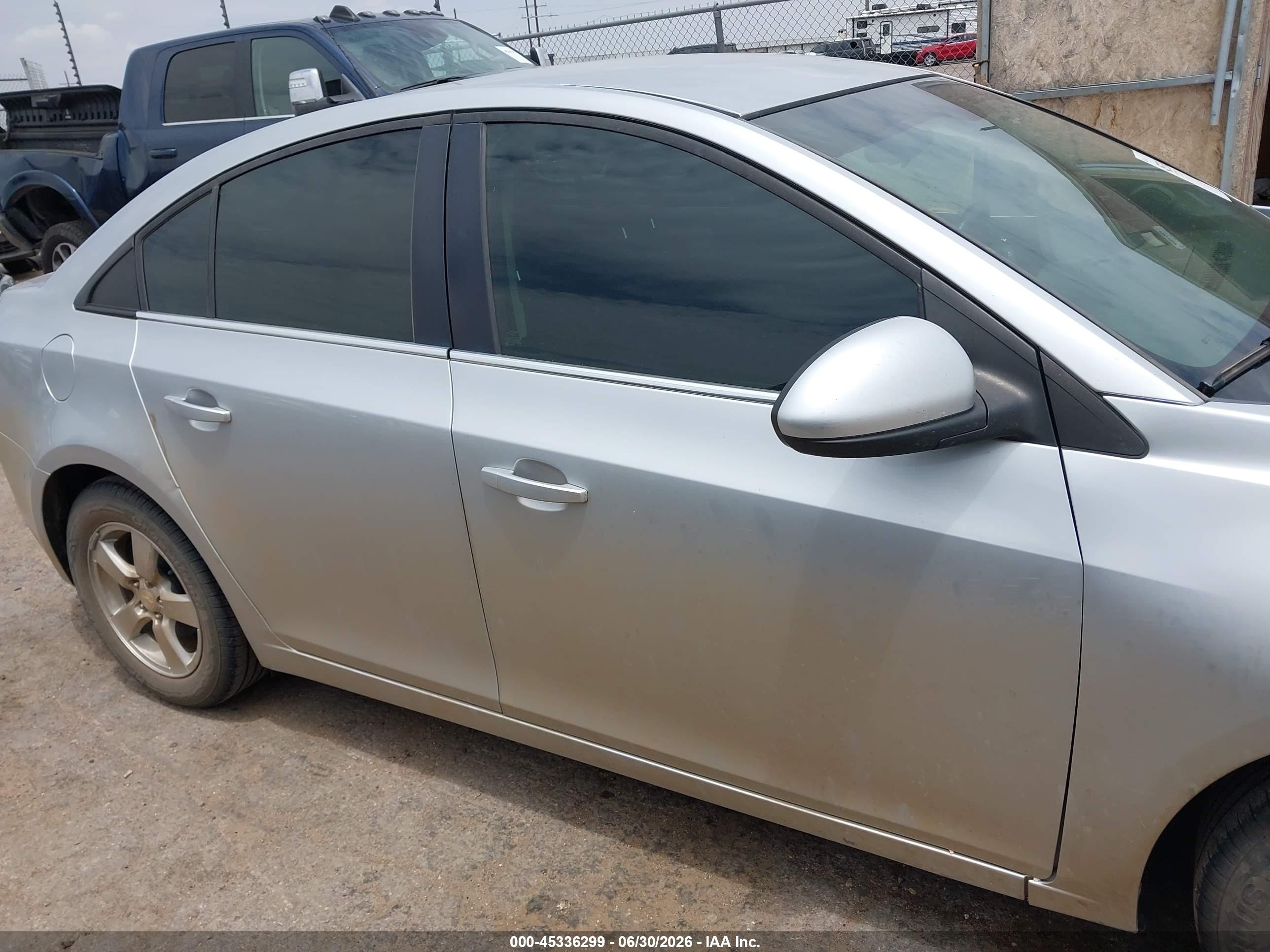 2014 Chevrolet Cruze 1lt Auto Silver vin: 1G1PC5SB8E7398325