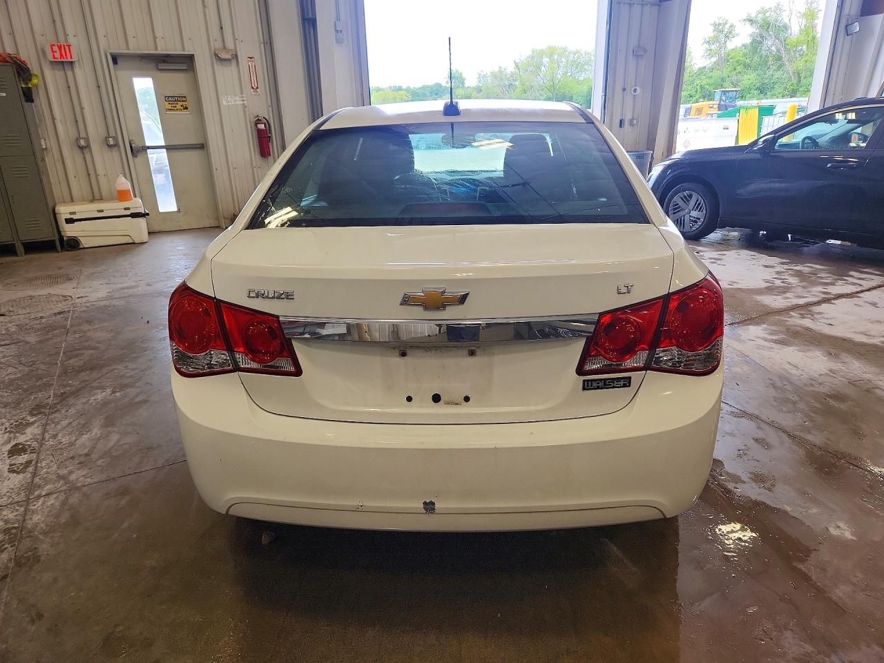 2015 Chevrolet Cruze Lt White vin: 1G1PC5SB8F7100941