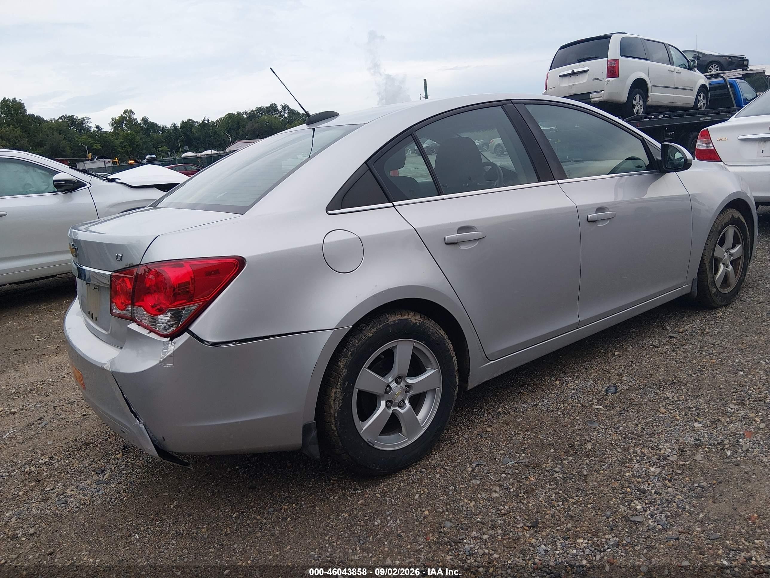 2015 Chevrolet Cruze 1lt Auto Серебряный vin: 1G1PC5SB8F7142350
