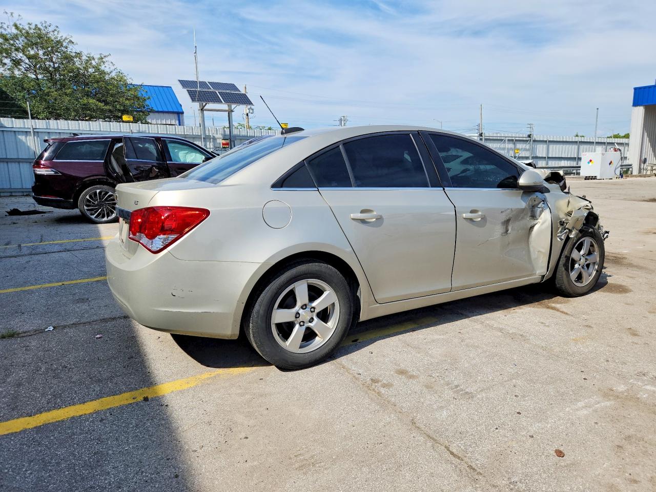 2015 Chevrolet Cruze Lt Gold vin: 1G1PC5SB8F7175218
