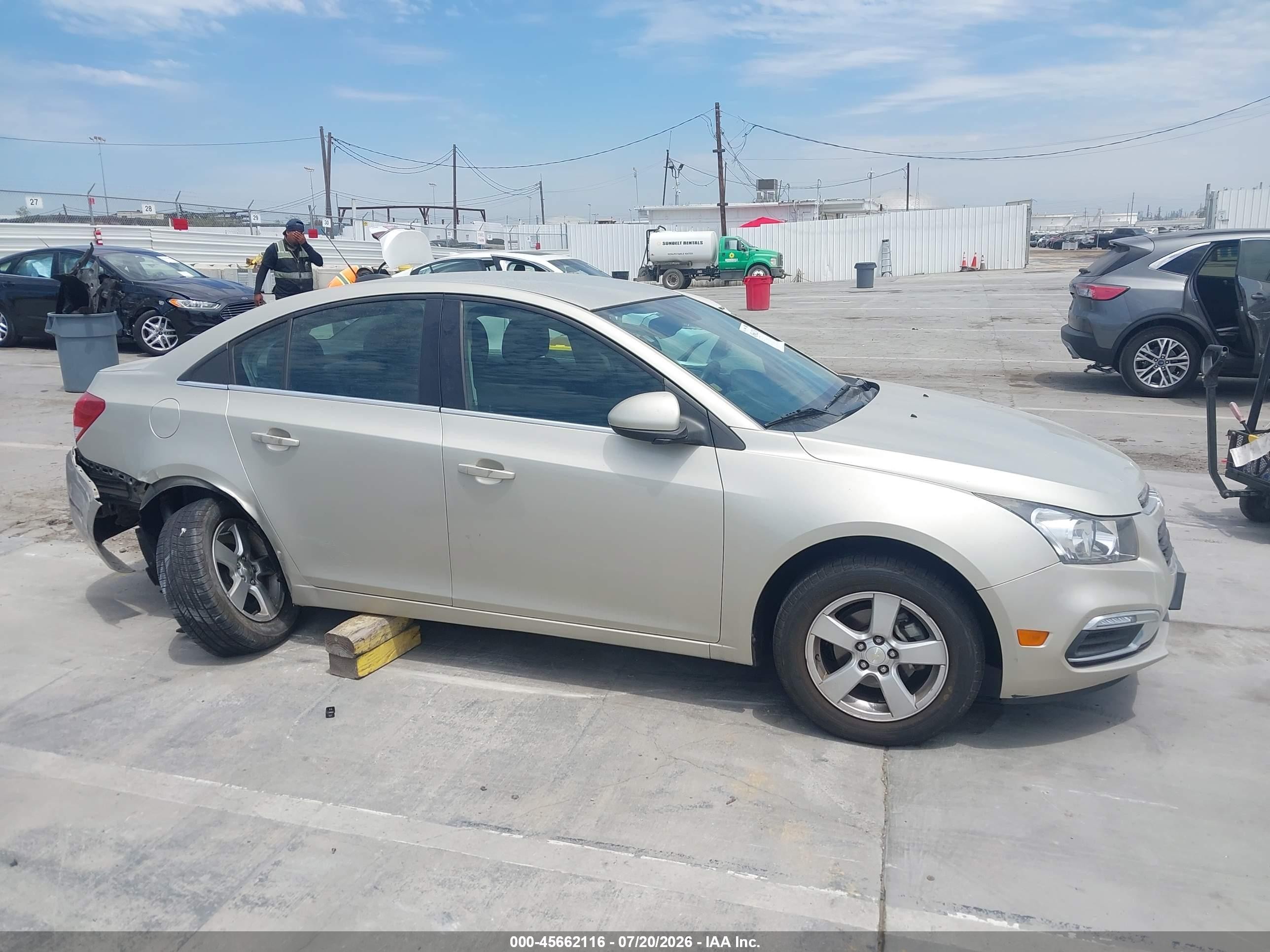 2015 Chevrolet Cruze 1lt Auto Silver vin: 1G1PC5SB8F7196506