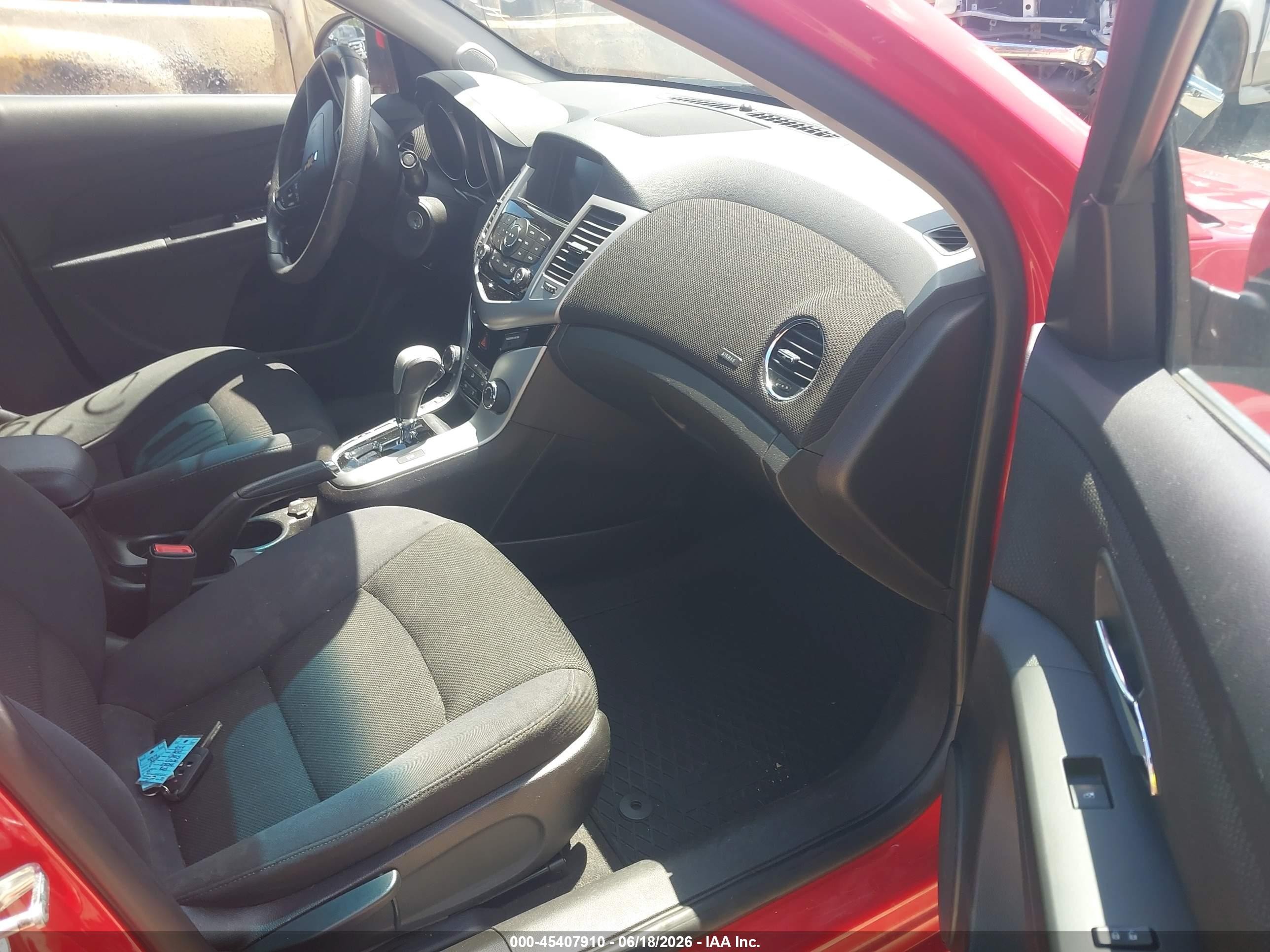 2015 Chevrolet Cruze 1lt Auto Red vin: 1G1PC5SB8F7272256