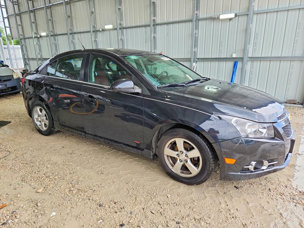 2014 Chevrolet Cruze Black vin: 1G1PC5SB9E7239491