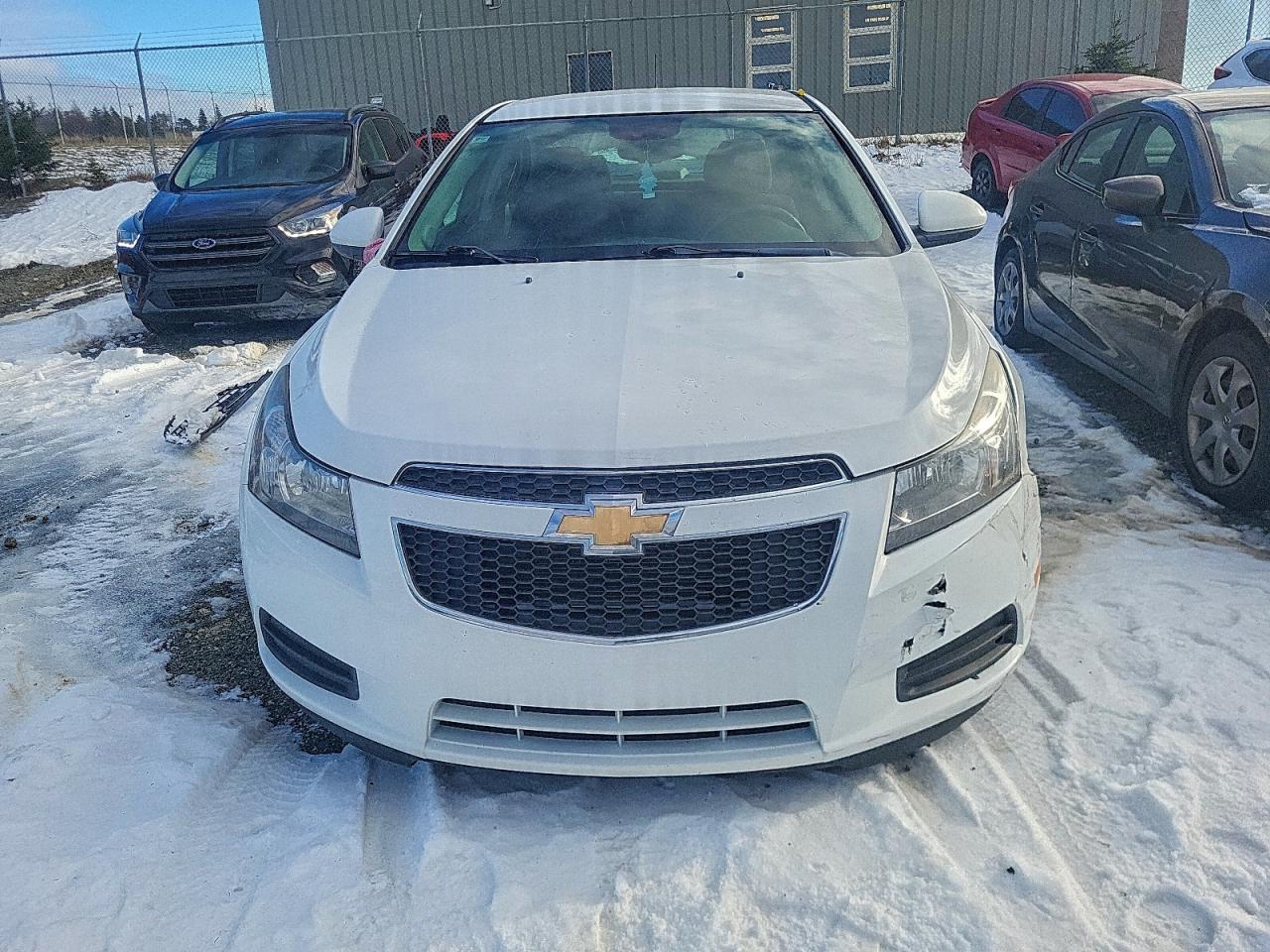 2014 Chevrolet Cruze Lt White vin: 1G1PC5SB9E7420462
