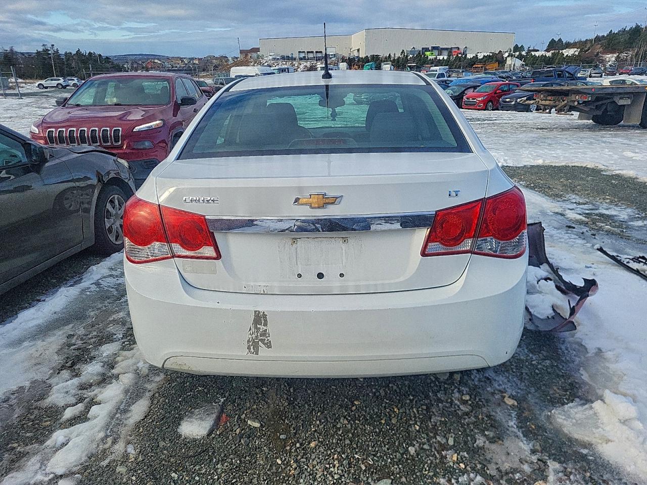 2014 Chevrolet Cruze Lt White vin: 1G1PC5SB9E7420462