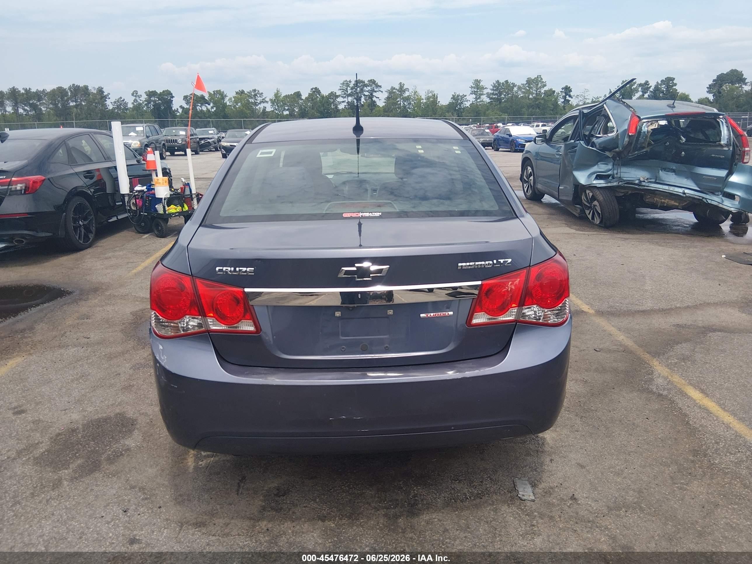 2013 Chevrolet Cruze 1lt Auto Серый vin: 1G1PC5SBXD7201685