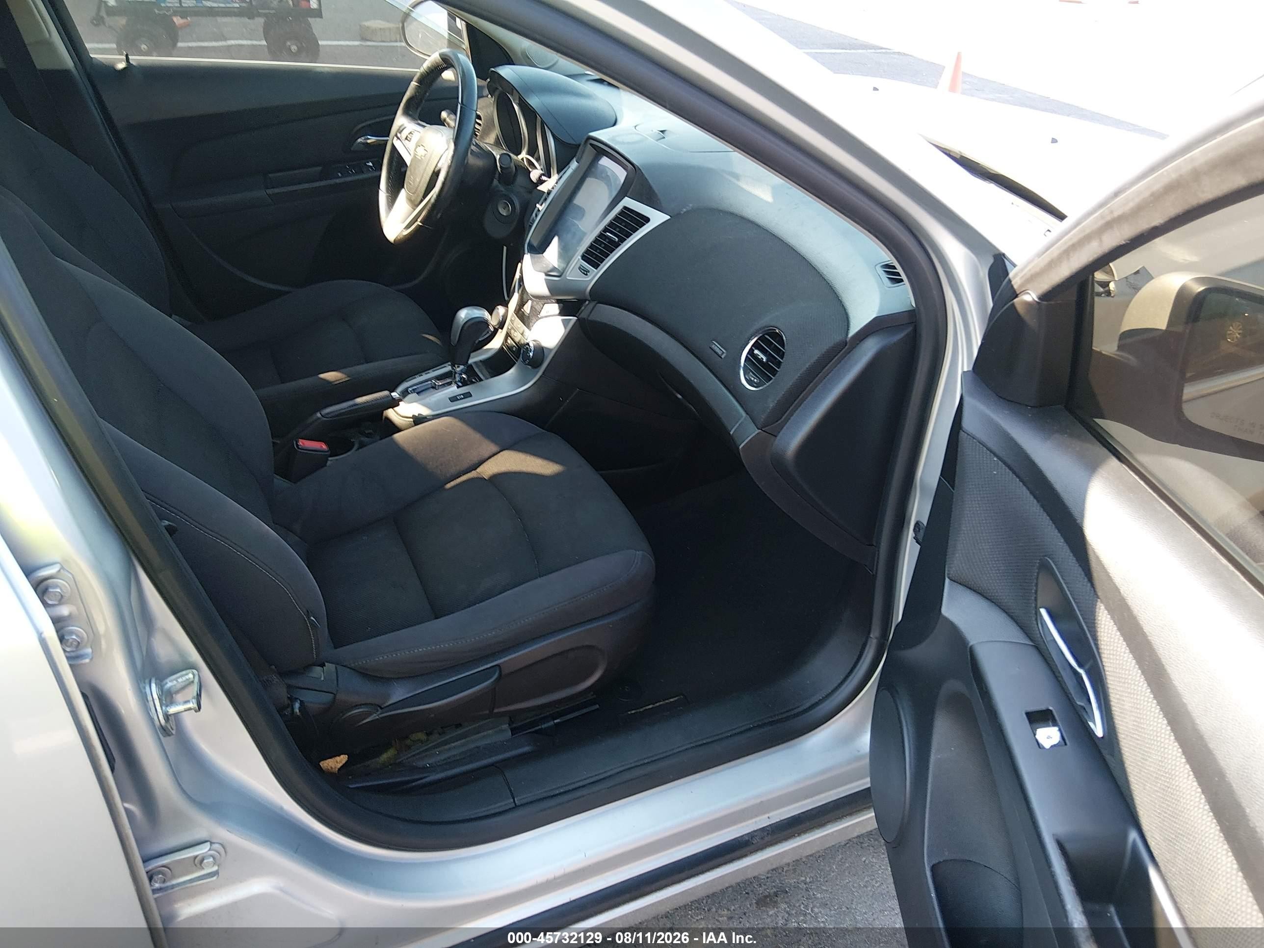 2014 Chevrolet Cruze 1lt Auto Серебряный vin: 1G1PC5SBXE7158872
