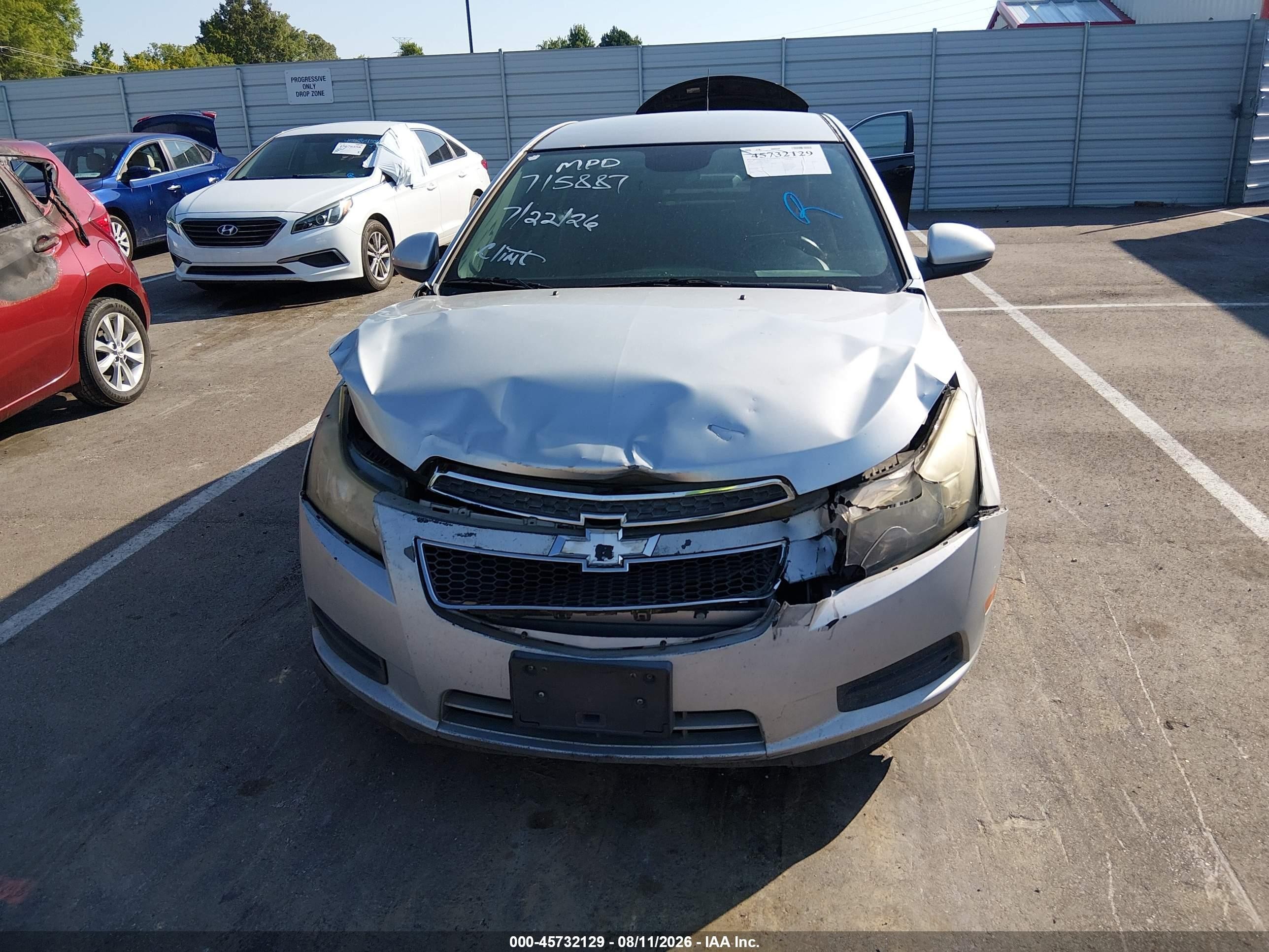 2014 Chevrolet Cruze 1lt Auto Серебряный vin: 1G1PC5SBXE7158872