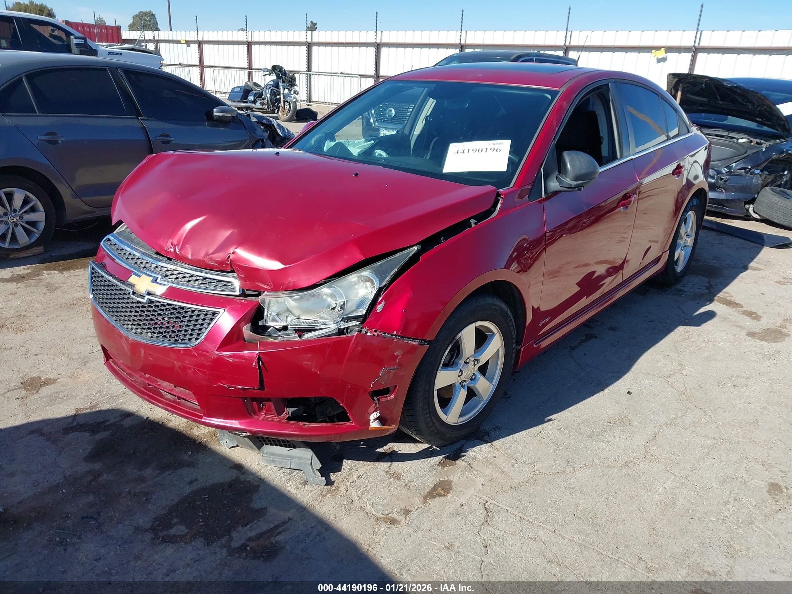 2014 Chevrolet Cruze 1lt Auto Red vin: 1G1PC5SBXE7198742