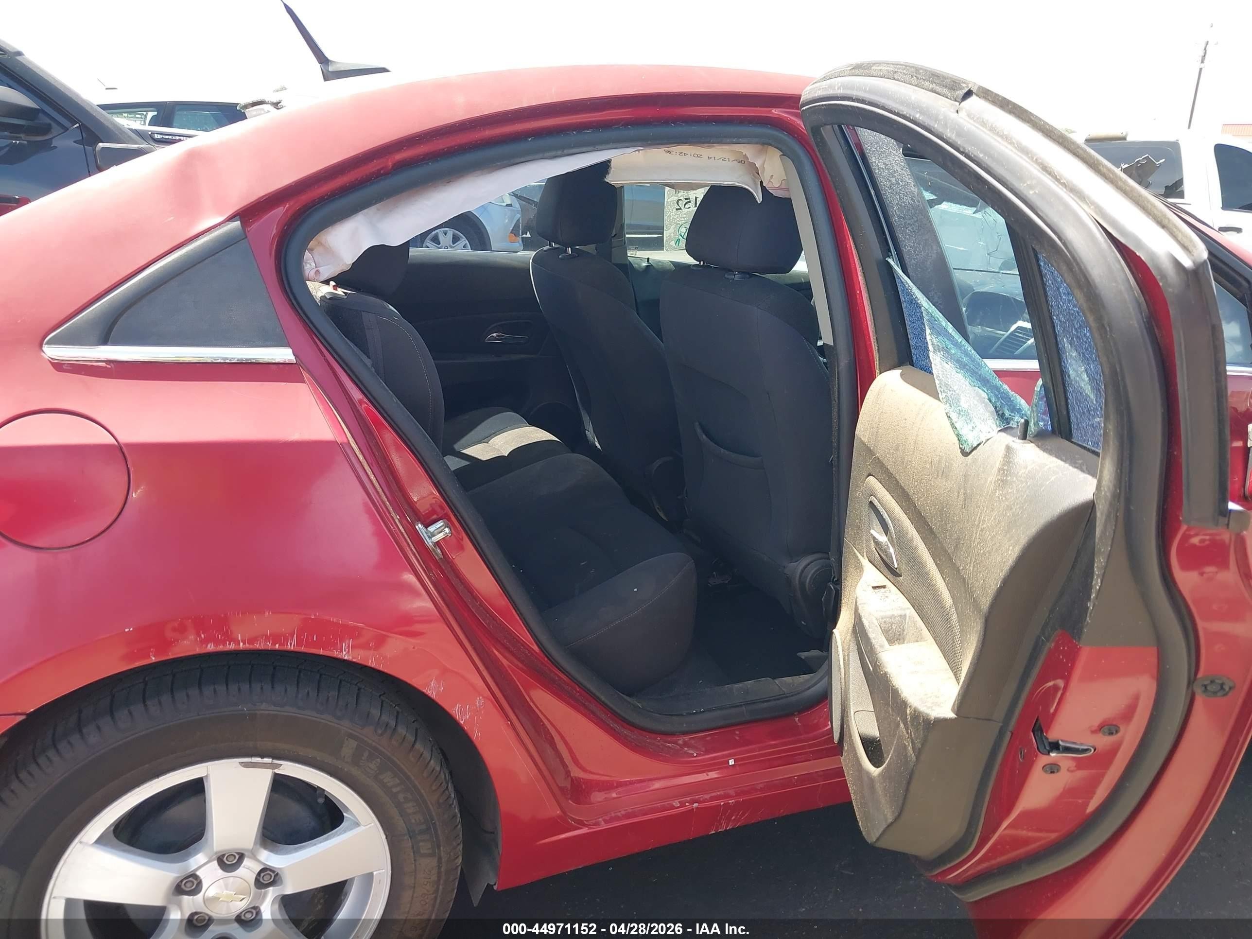 2014 Chevrolet Cruze 1lt Auto Red vin: 1G1PC5SBXE7418445