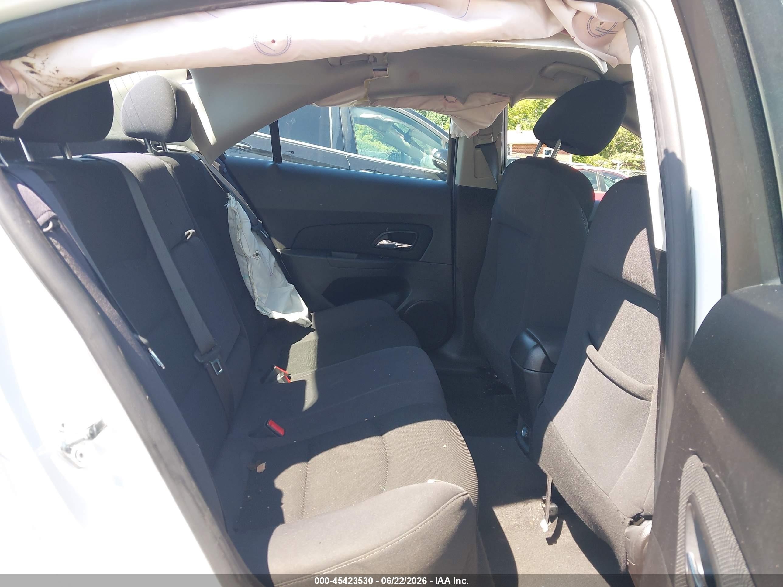 2014 Chevrolet Cruze 1lt Auto Silver vin: 1G1PC5SBXE7429591