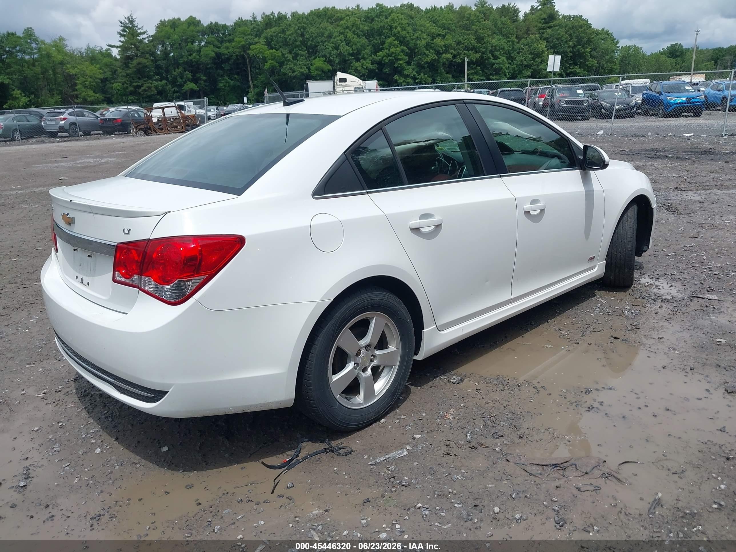 2014 Chevrolet Cruze 1lt Auto White vin: 1G1PC5SBXE7429879