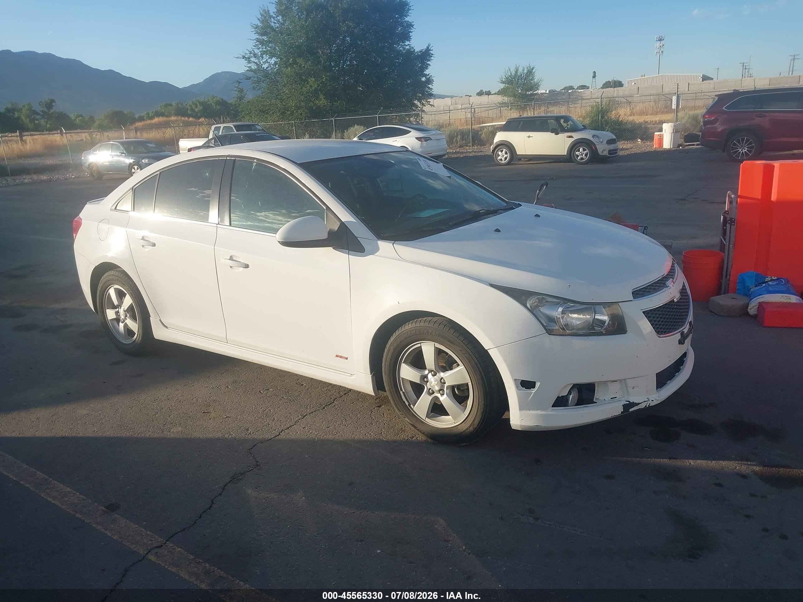 2014 Chevrolet Cruze 1lt Auto White vin: 1G1PC5SBXE7438887