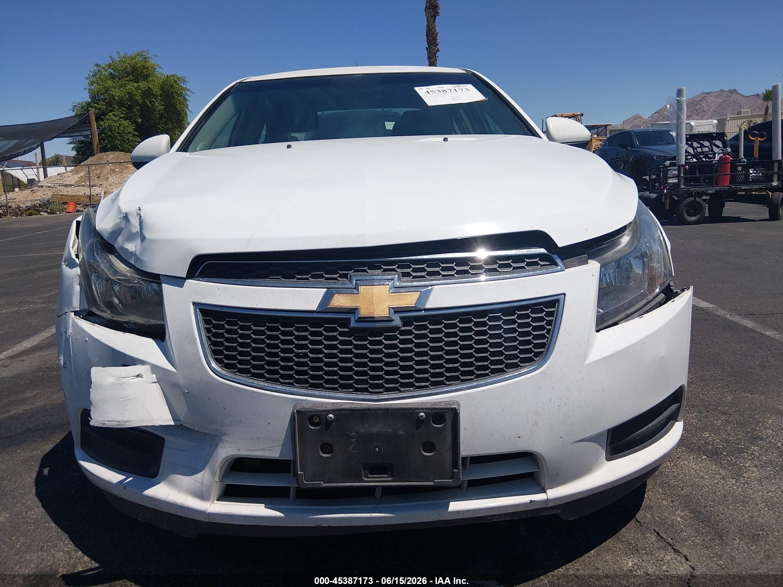2014 Chevrolet Cruze 1lt Auto White vin: 1G1PC5SBXE7445466