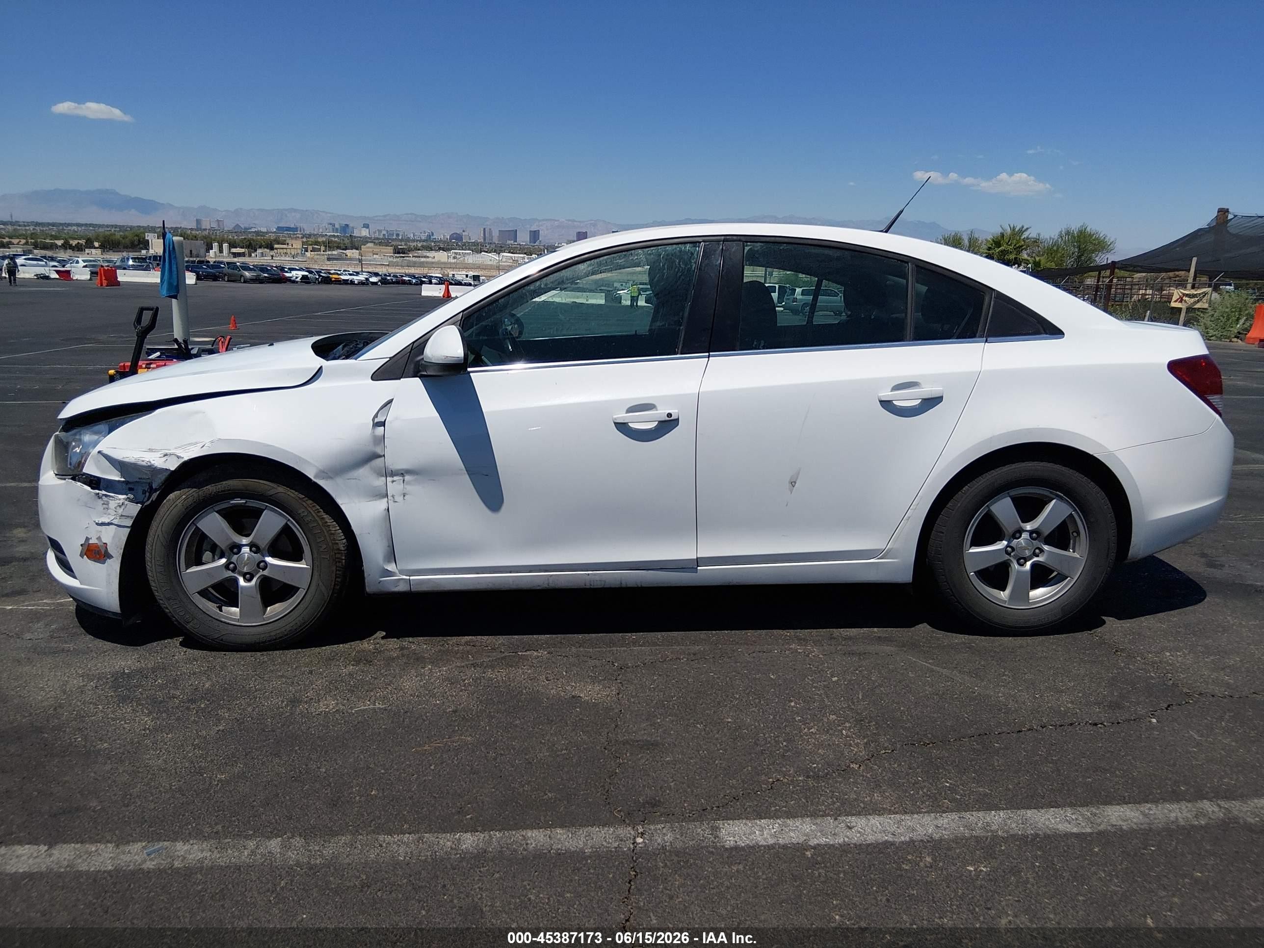 2014 Chevrolet Cruze 1lt Auto White vin: 1G1PC5SBXE7445466