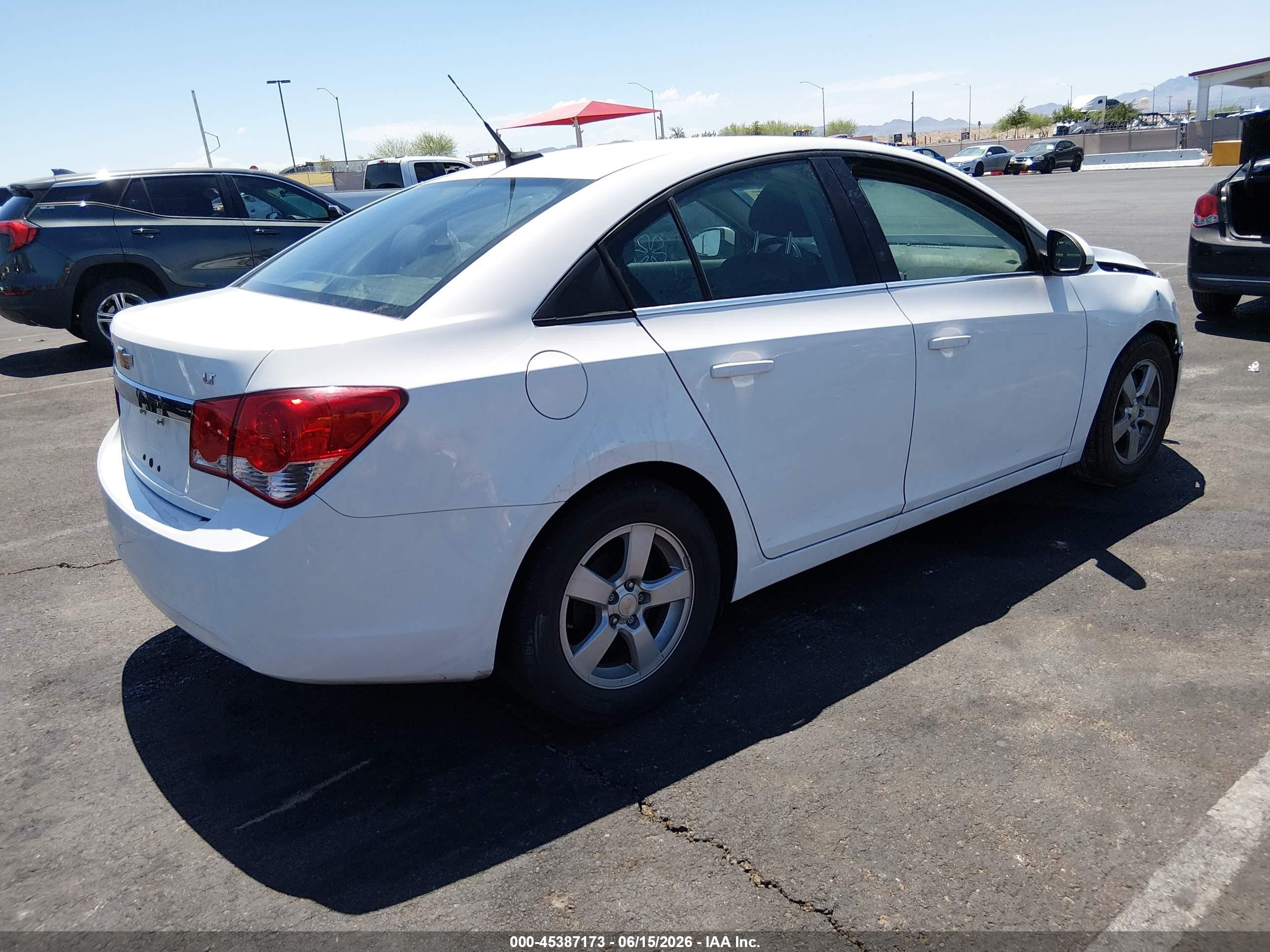 2014 Chevrolet Cruze 1lt Auto White vin: 1G1PC5SBXE7445466
