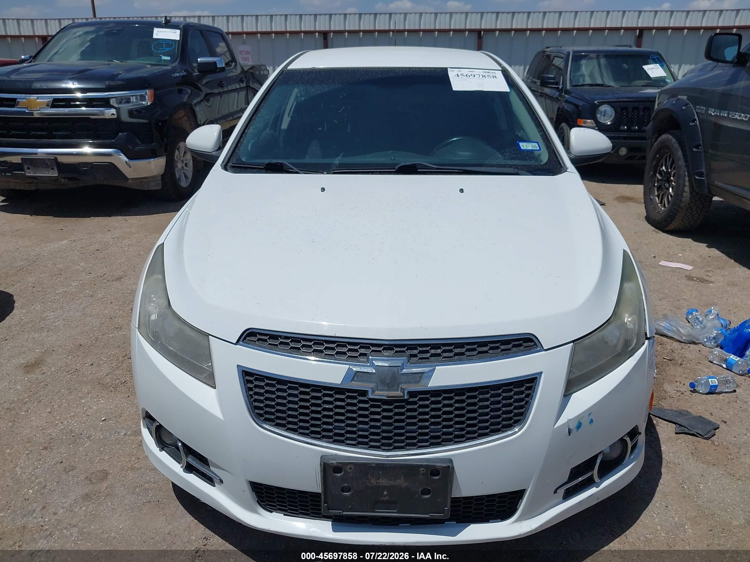 2014 Chevrolet Cruze 1lt Auto White vin: 1G1PC5SBXE7453003