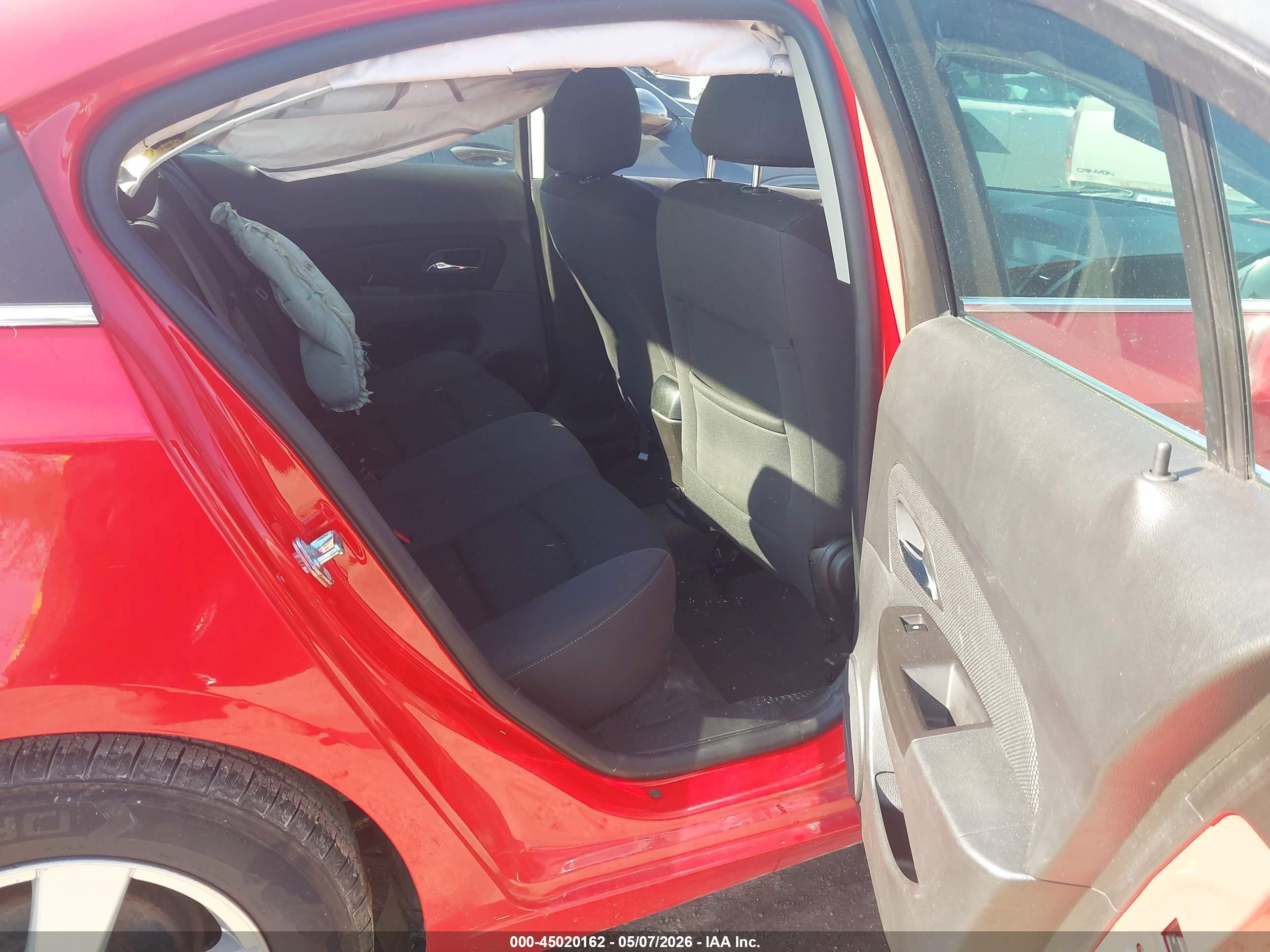 2015 Chevrolet Cruze 1lt Auto Red vin: 1G1PC5SBXF7197723