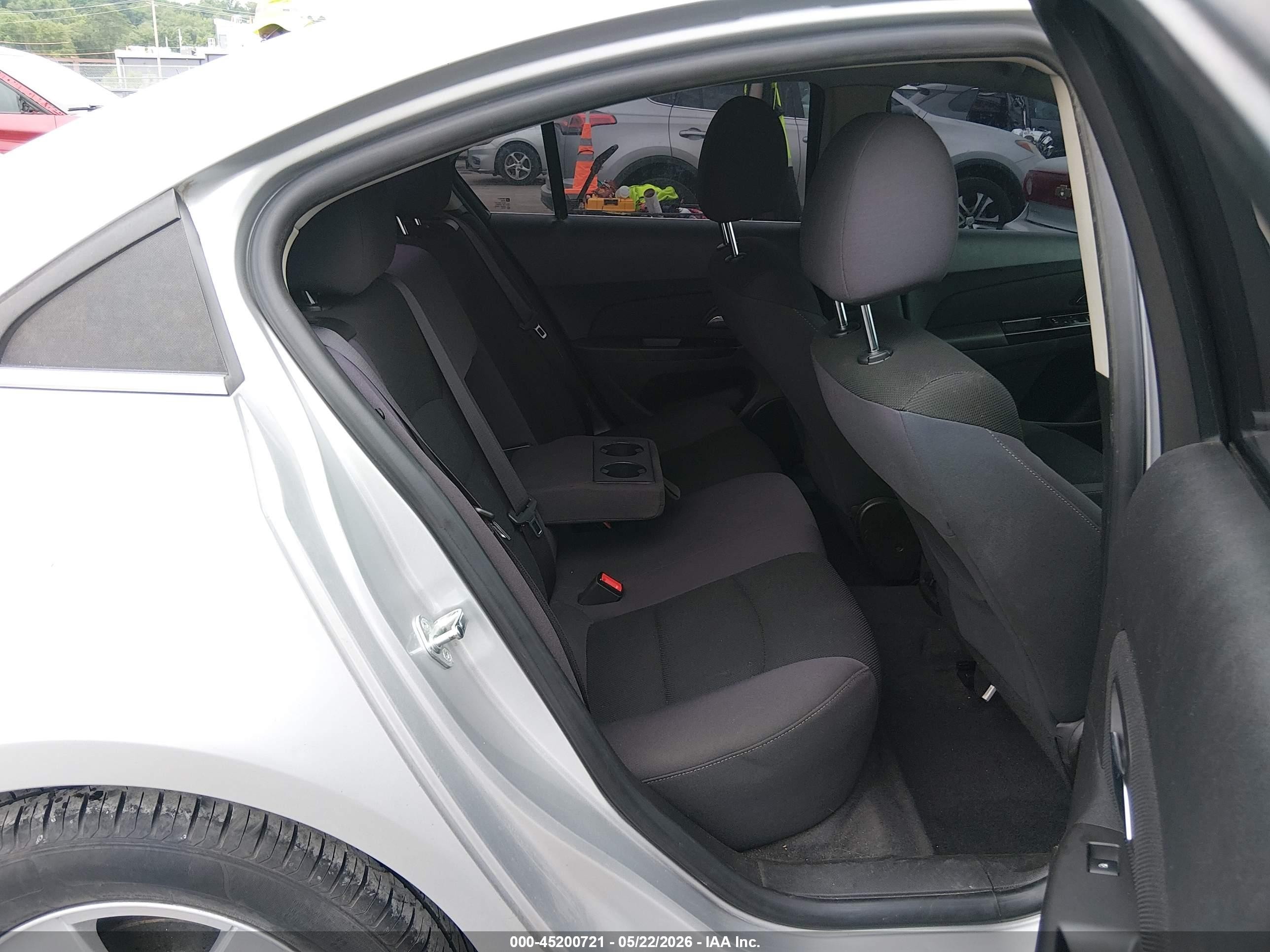 2015 Chevrolet Cruze 1lt Auto Silver vin: 1G1PC5SBXF7240506