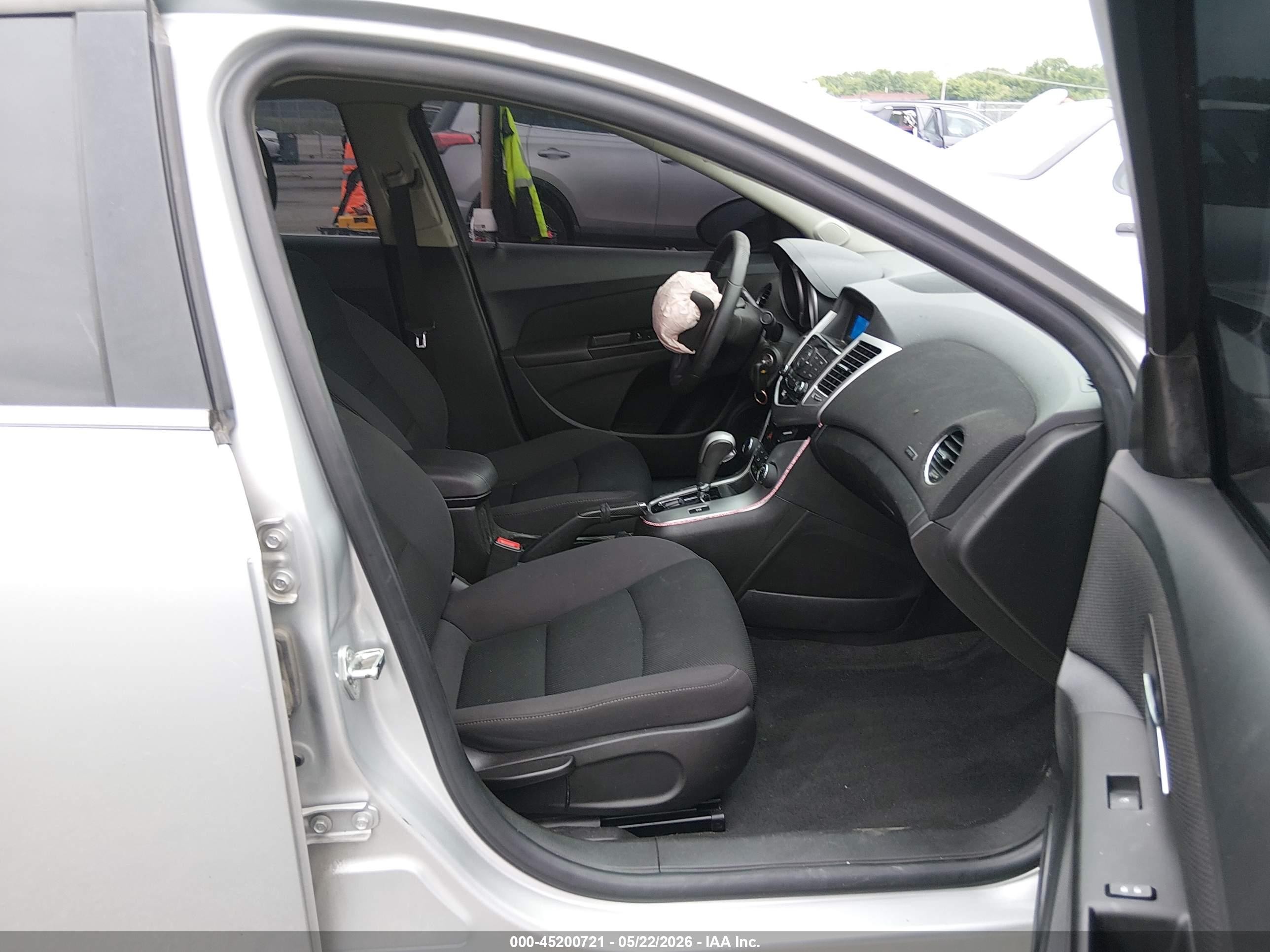 2015 Chevrolet Cruze 1lt Auto Silver vin: 1G1PC5SBXF7240506