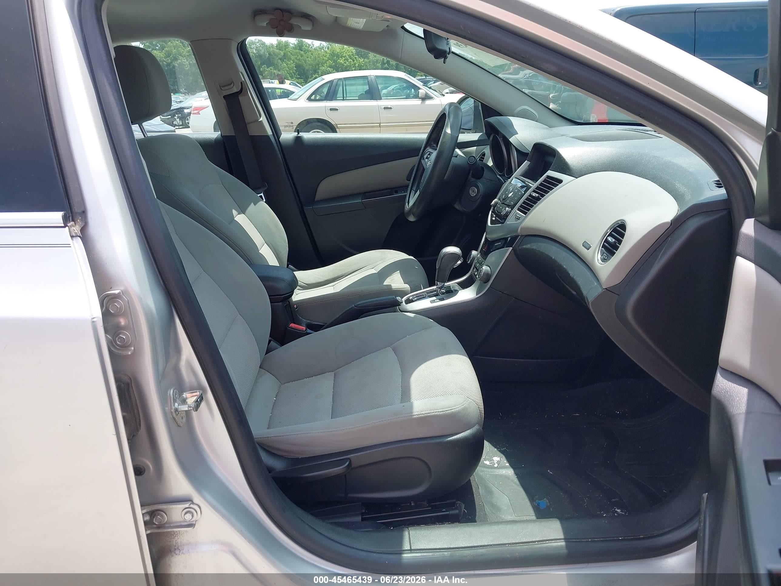 2015 Chevrolet Cruze 1lt Auto Silver vin: 1G1PC5SBXF7246533