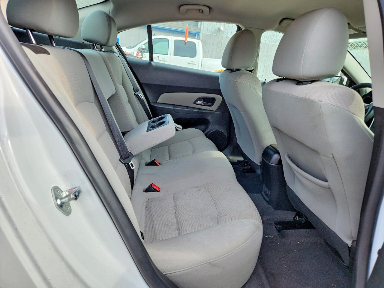 2015 Chevrolet Cruze Lt White vin: 1G1PC5SBXF7270170