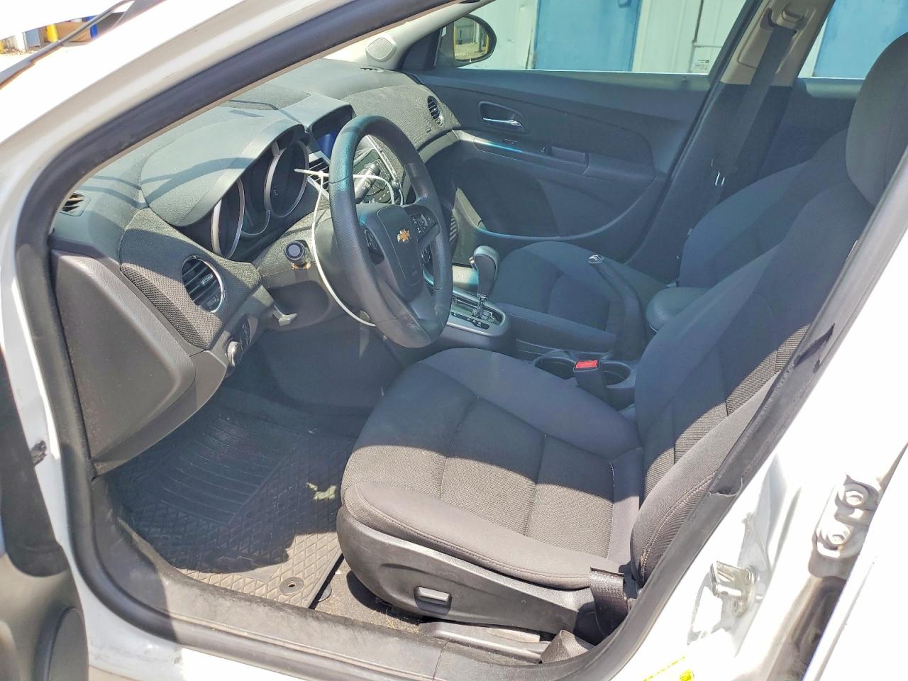 2015 Chevrolet Cruze Lt White vin: 1G1PC5SBXF7292895