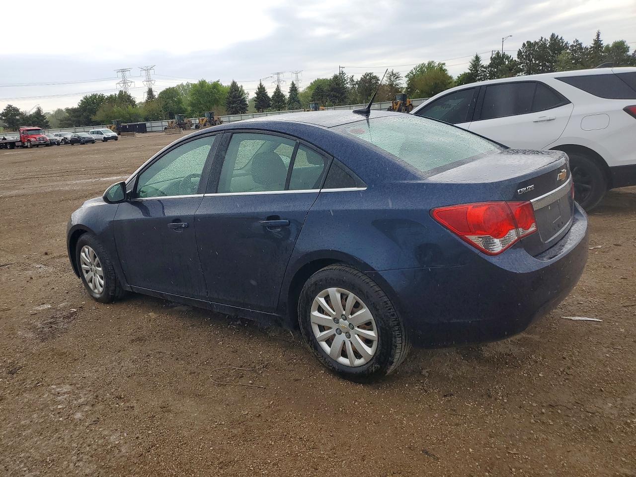 2011 Chevrolet Cruze Ls Blue vin: 1G1PC5SH0B7130868