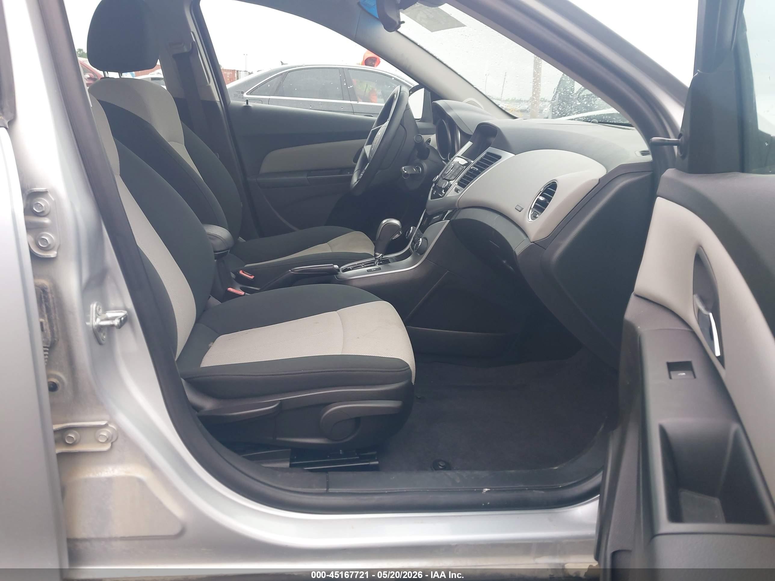 2011 Chevrolet Cruze Ls Silver vin: 1G1PC5SH0B7216052