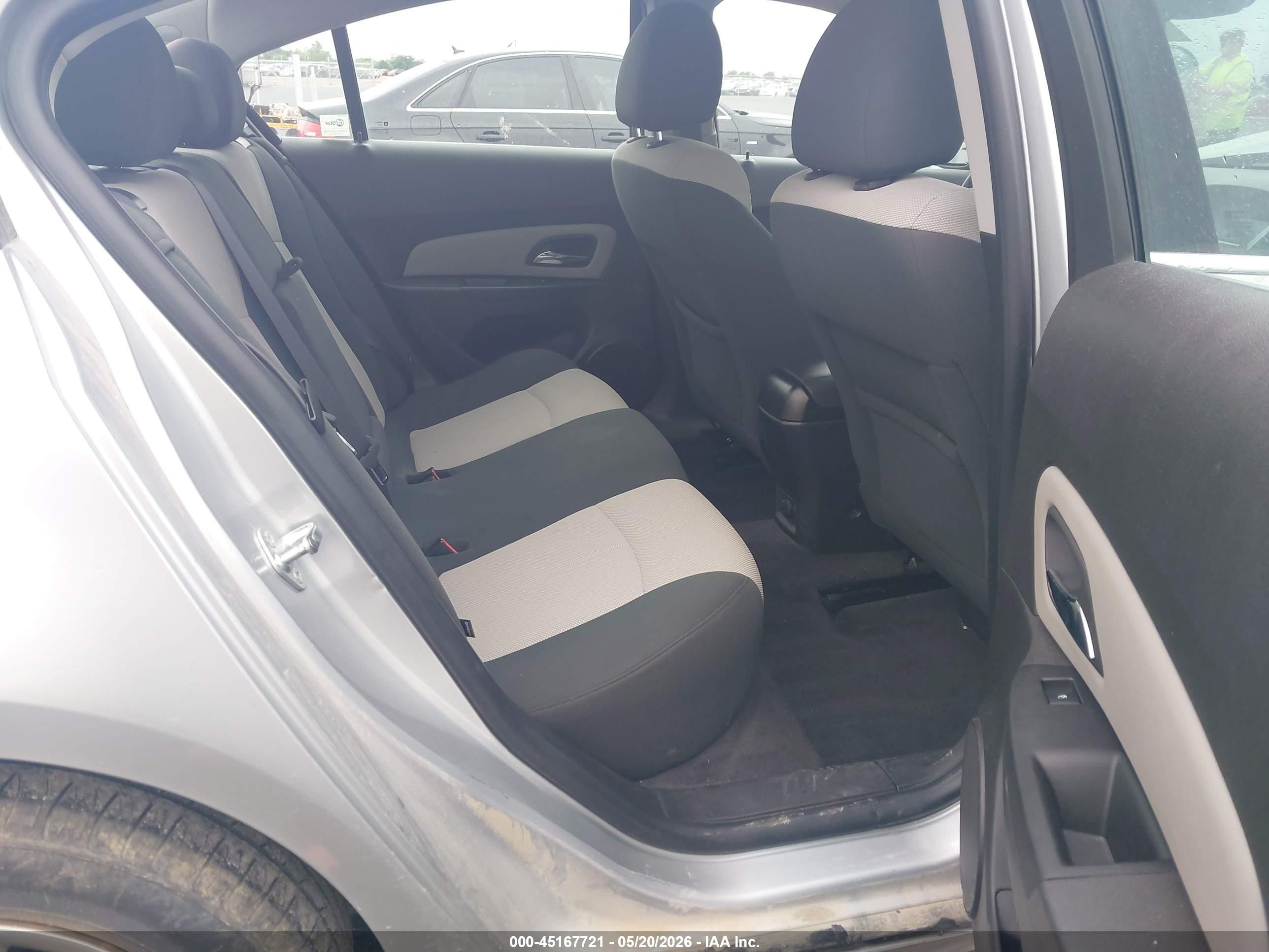 2011 Chevrolet Cruze Ls Silver vin: 1G1PC5SH0B7216052