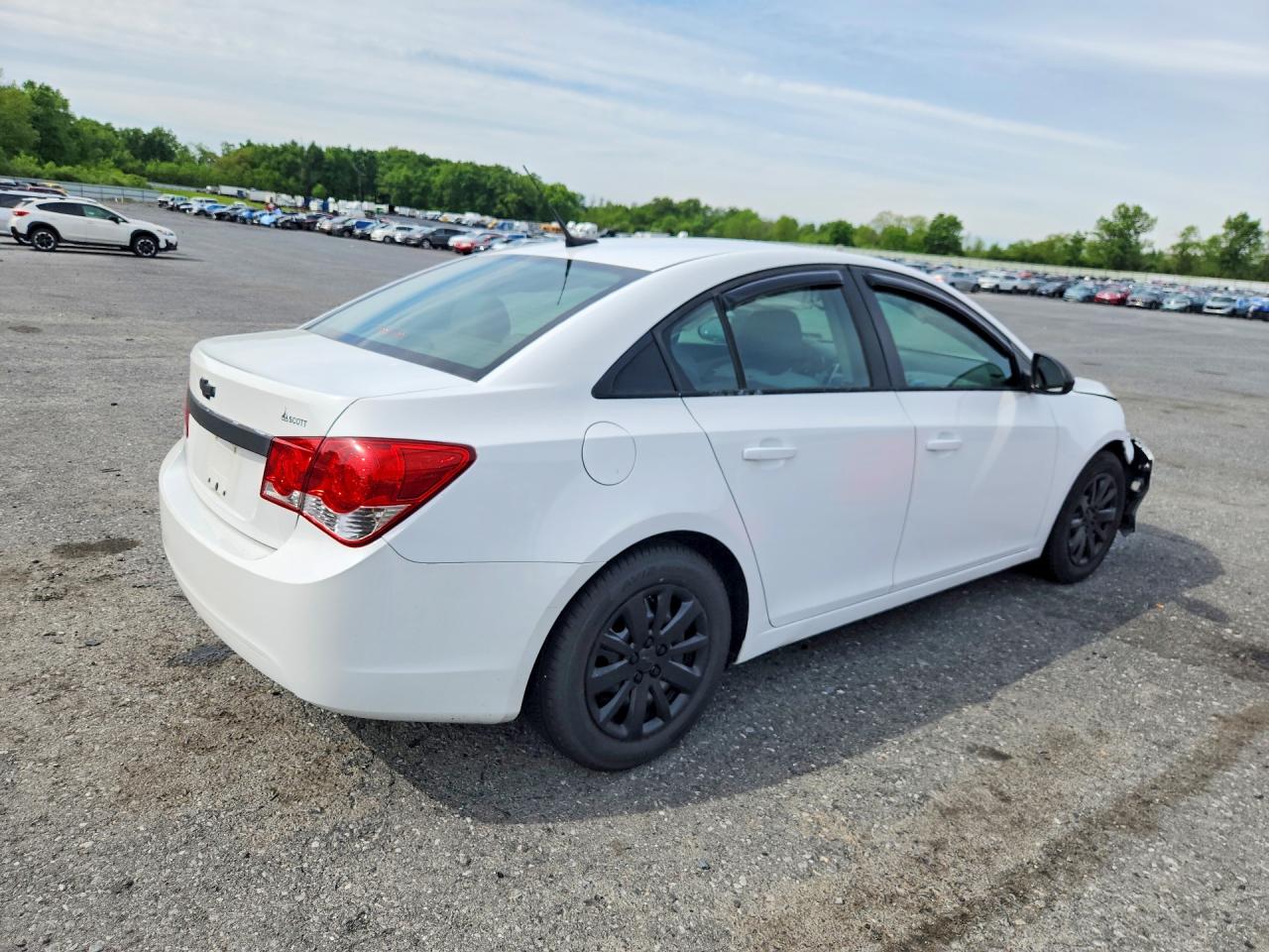 2011 Chevrolet Cruze Ls White vin: 1G1PC5SH0B7226662