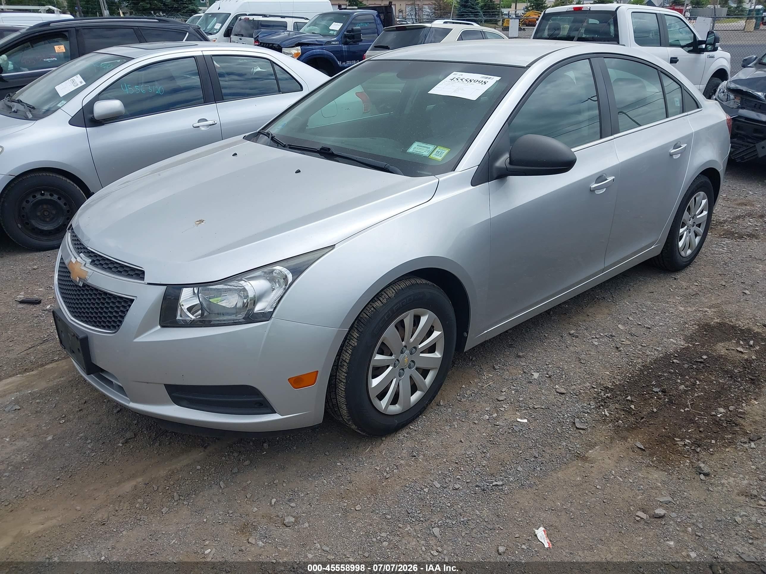 2011 Chevrolet Cruze Ls Silver vin: 1G1PC5SH0B7295125
