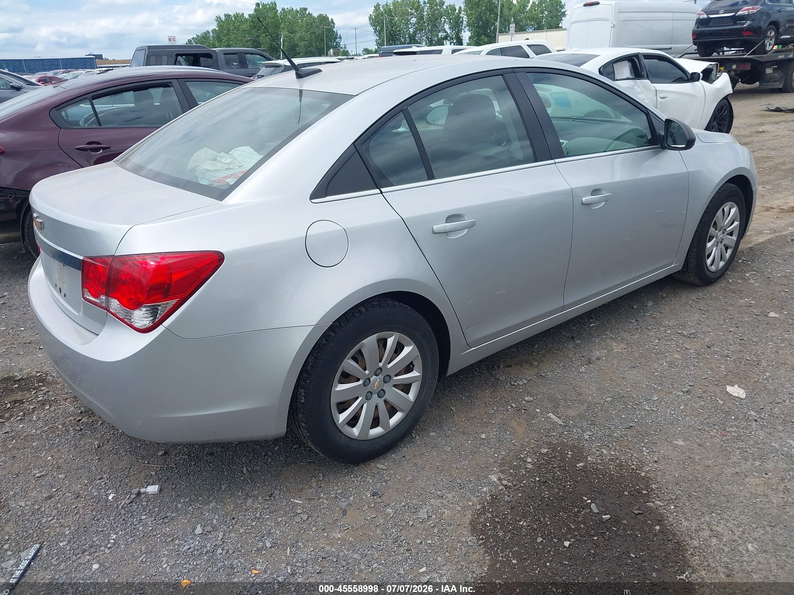 2011 Chevrolet Cruze Ls Silver vin: 1G1PC5SH0B7295125