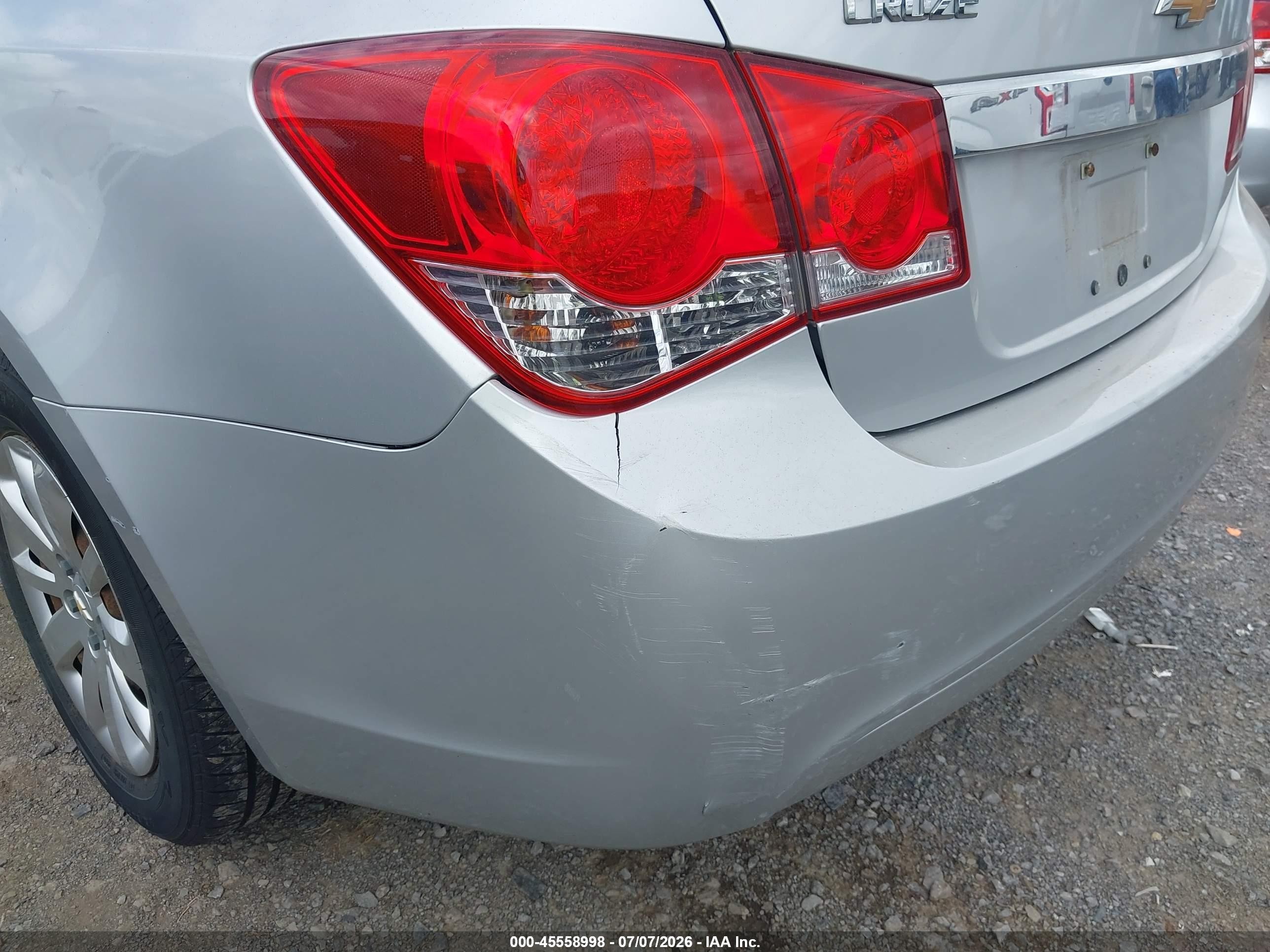 2011 Chevrolet Cruze Ls Silver vin: 1G1PC5SH0B7295125