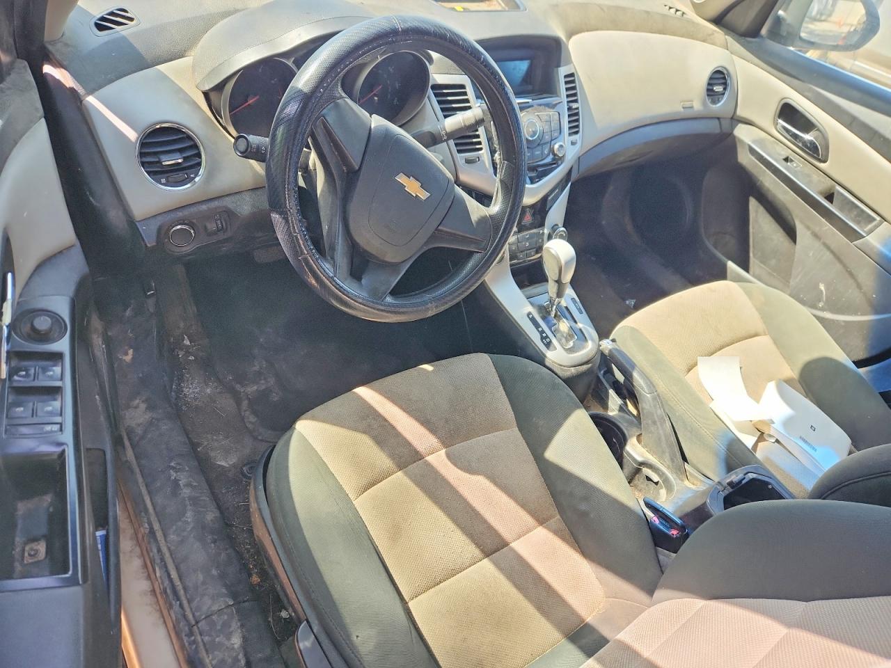 2012 Chevrolet Cruze Ls Tan vin: 1G1PC5SH0C7156744