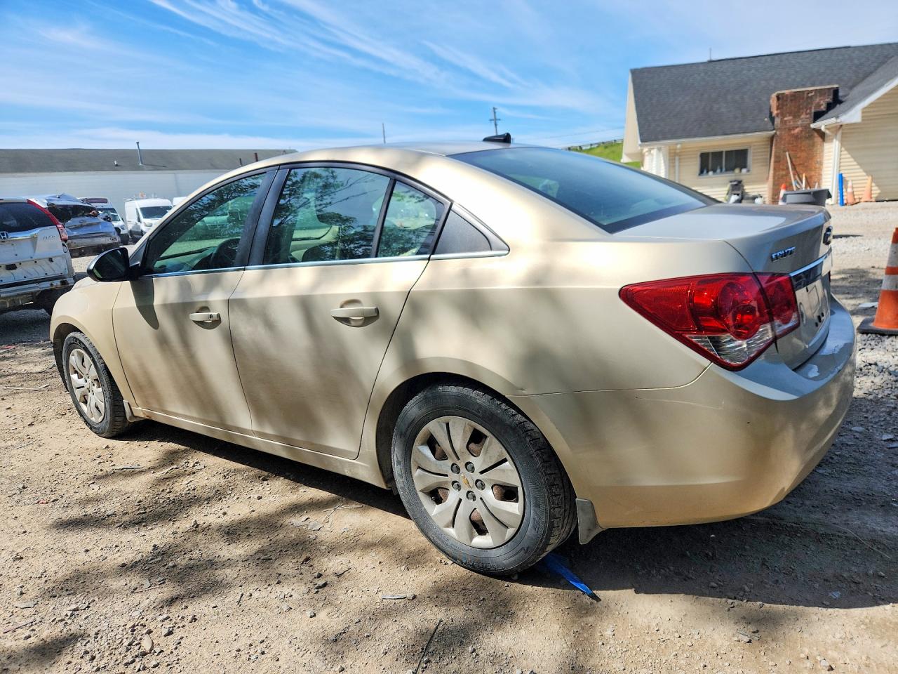 2012 Chevrolet Cruze Ls Tan vin: 1G1PC5SH0C7156744